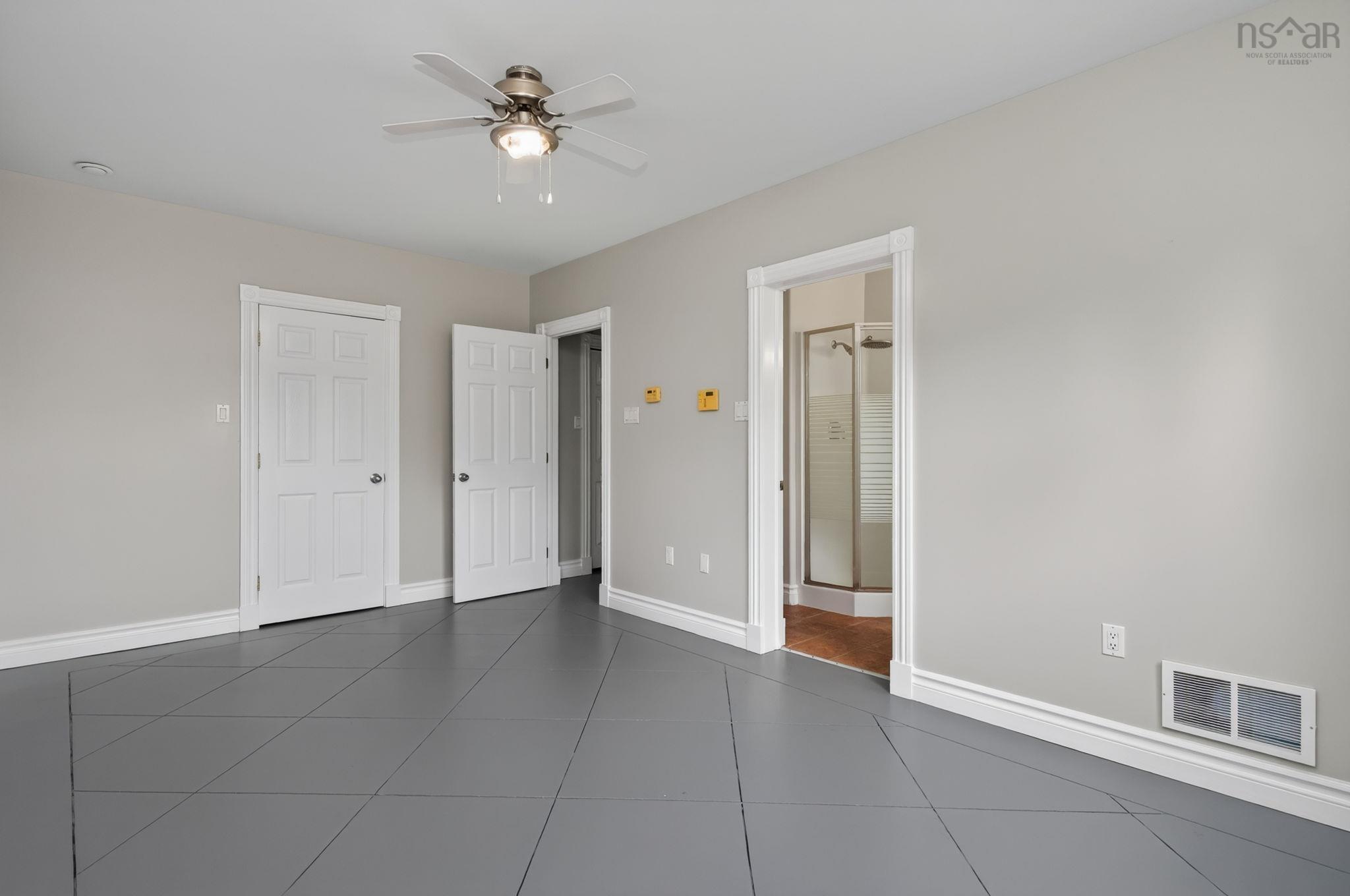 View image 21