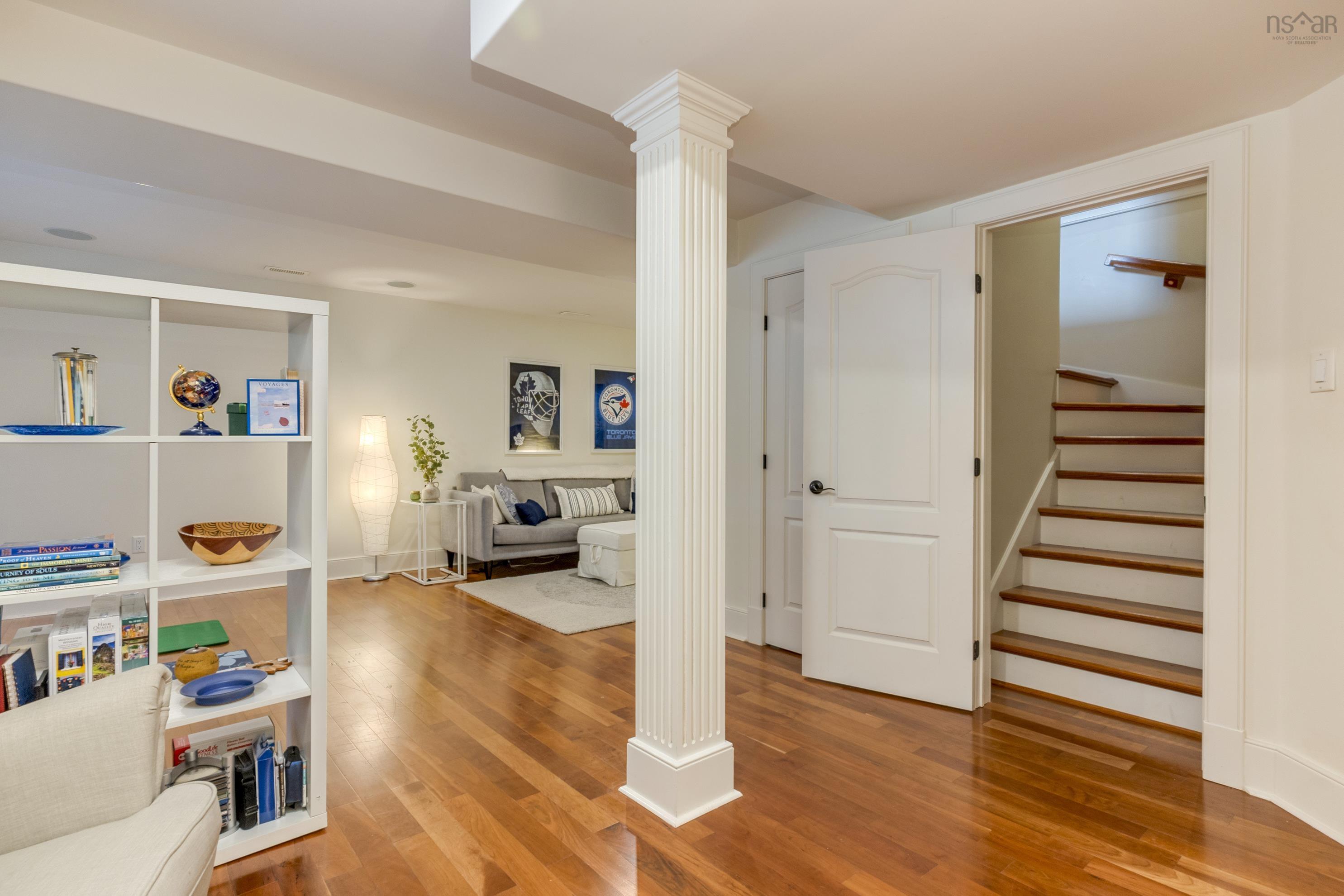 View image 35