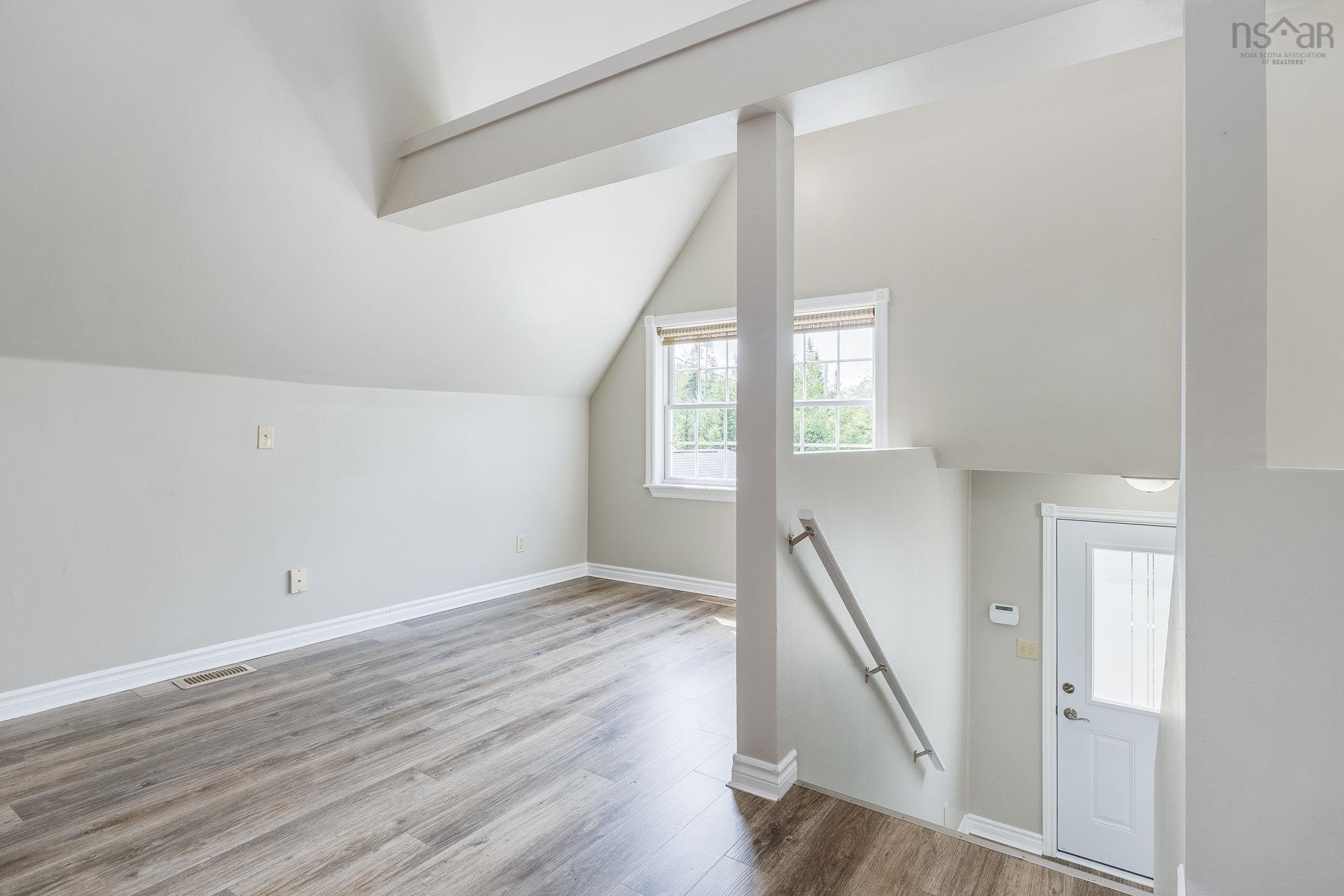 View image 14