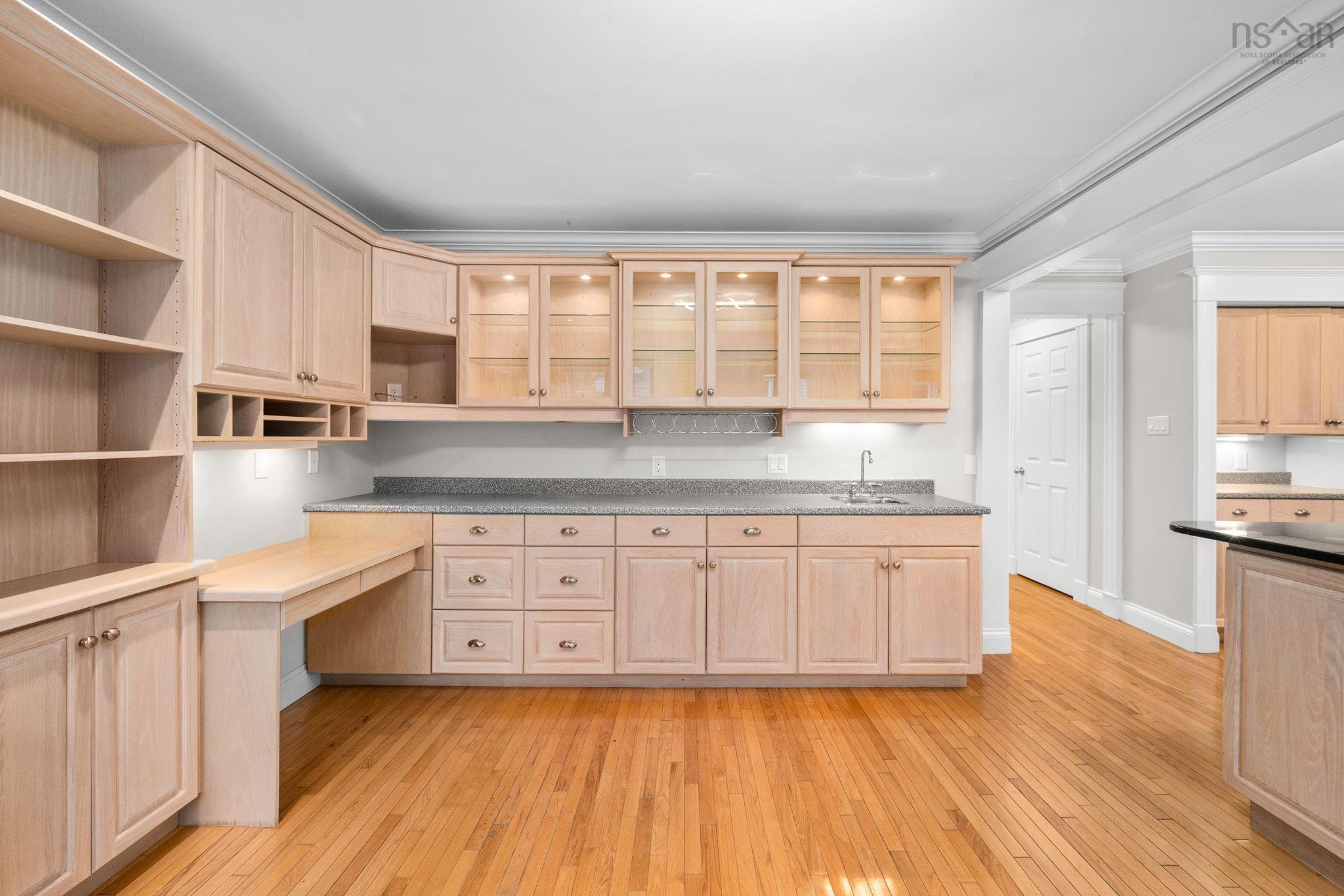 View image 12