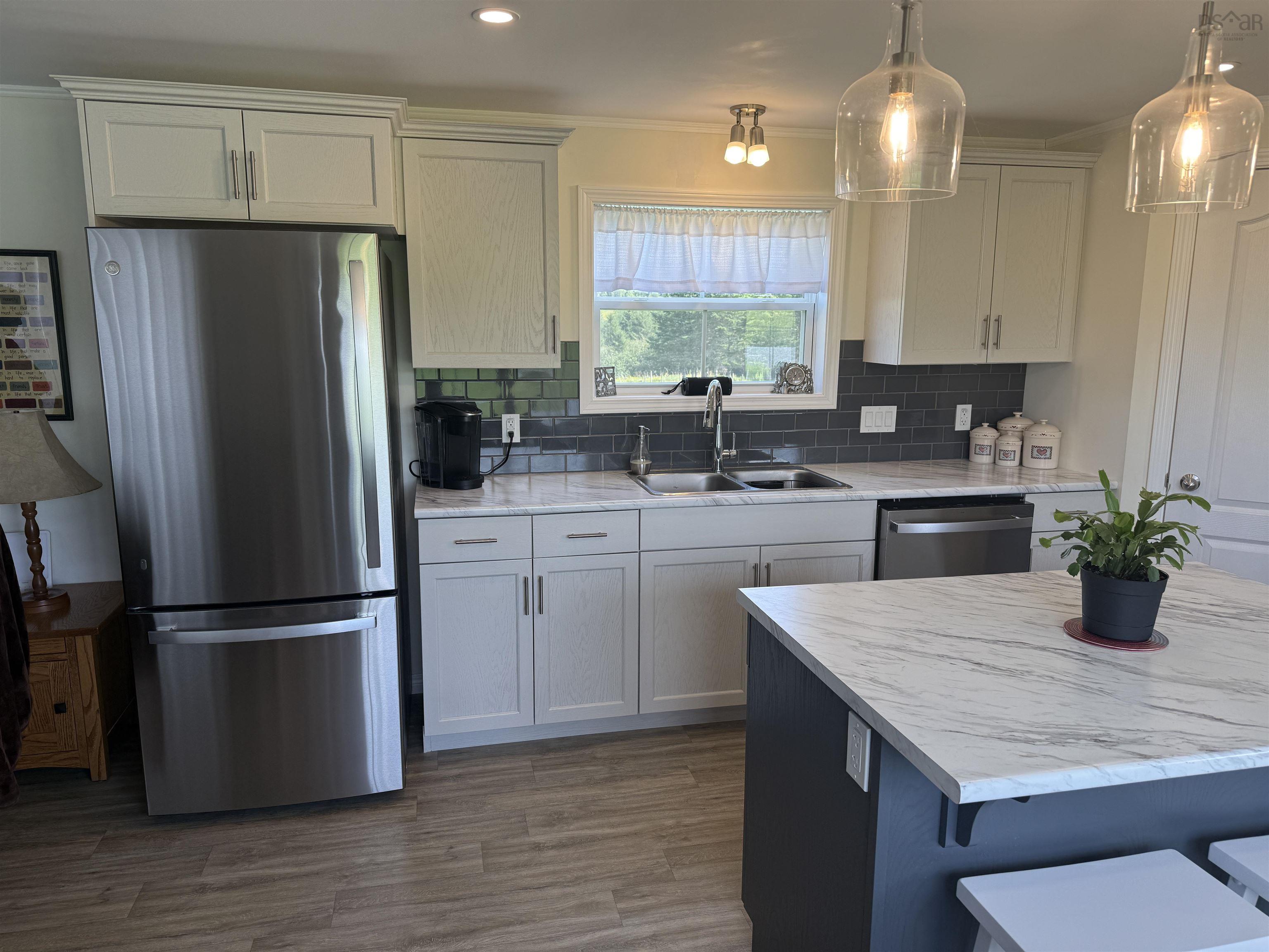 View image 11