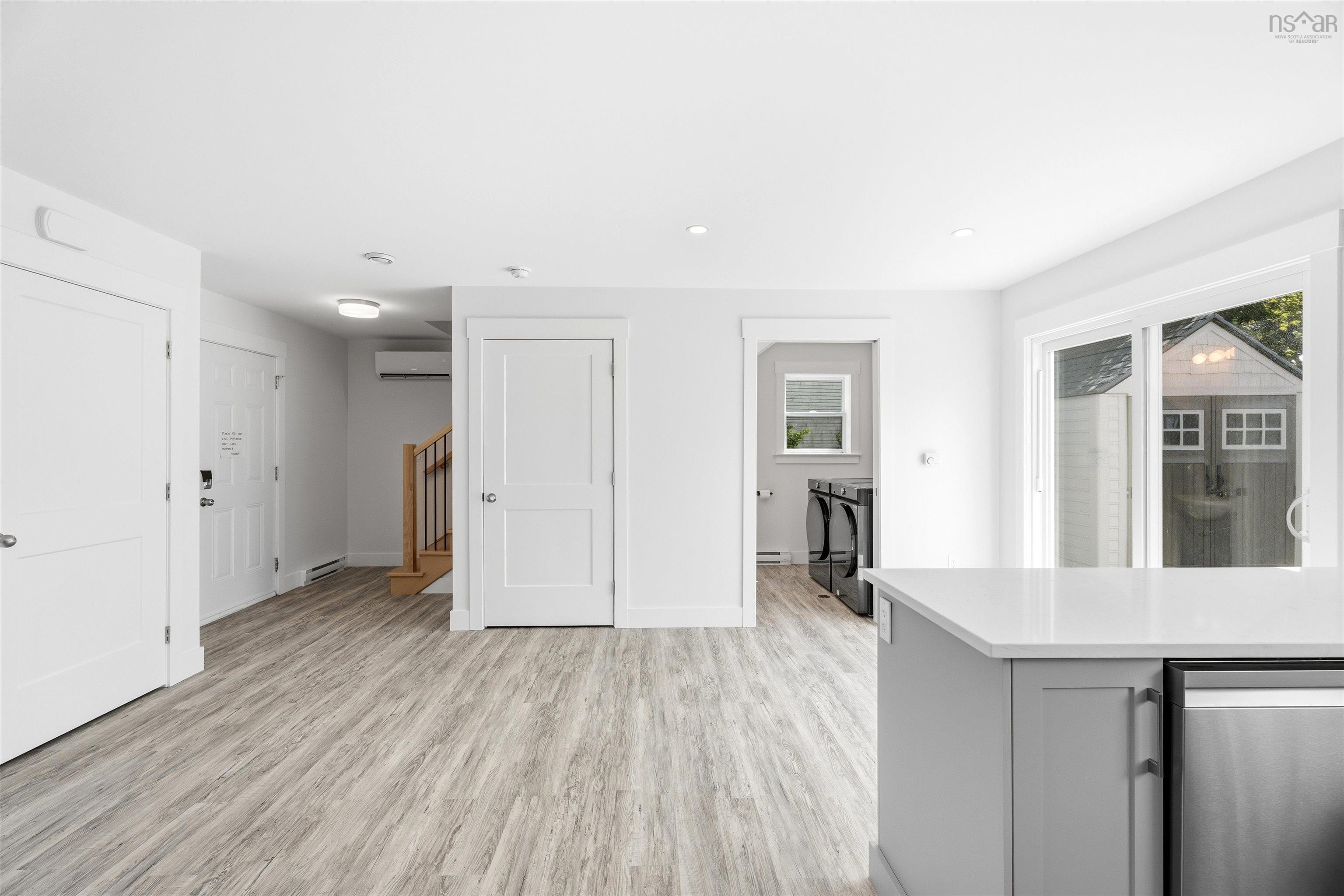 View image 10