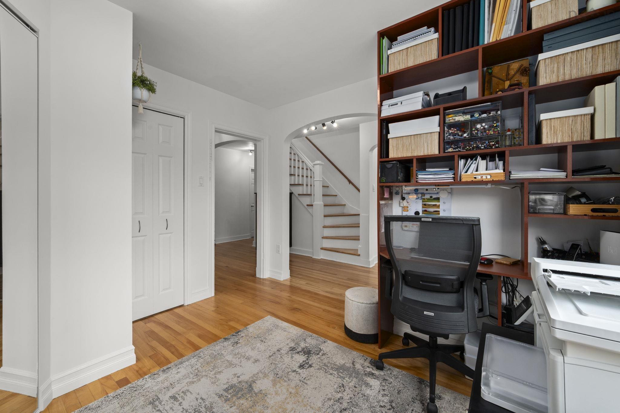 View image 18