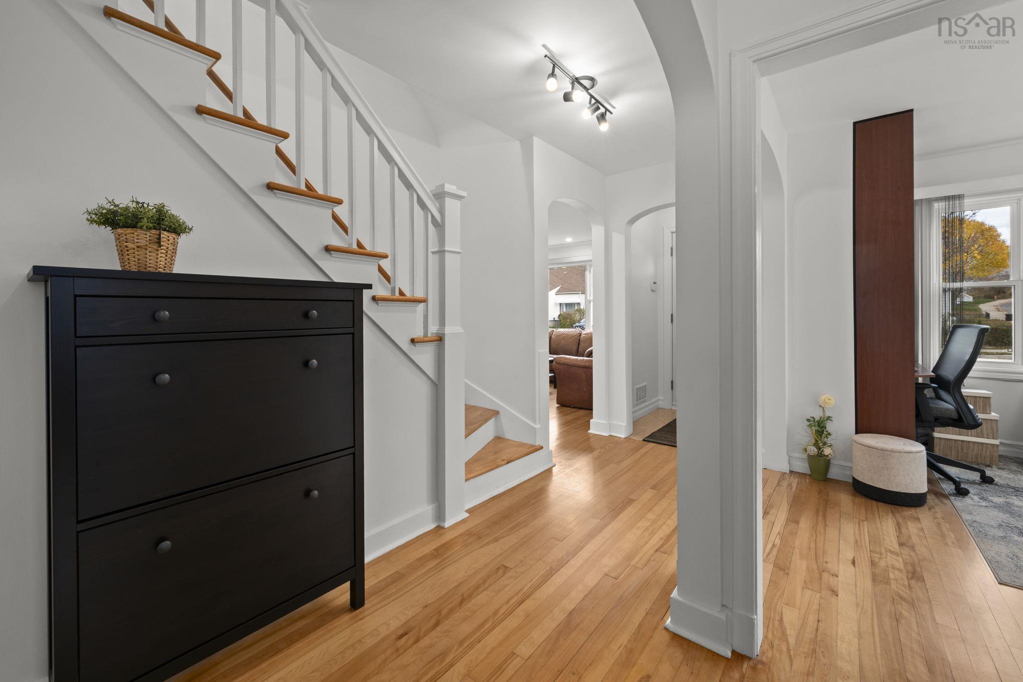 View image 19
