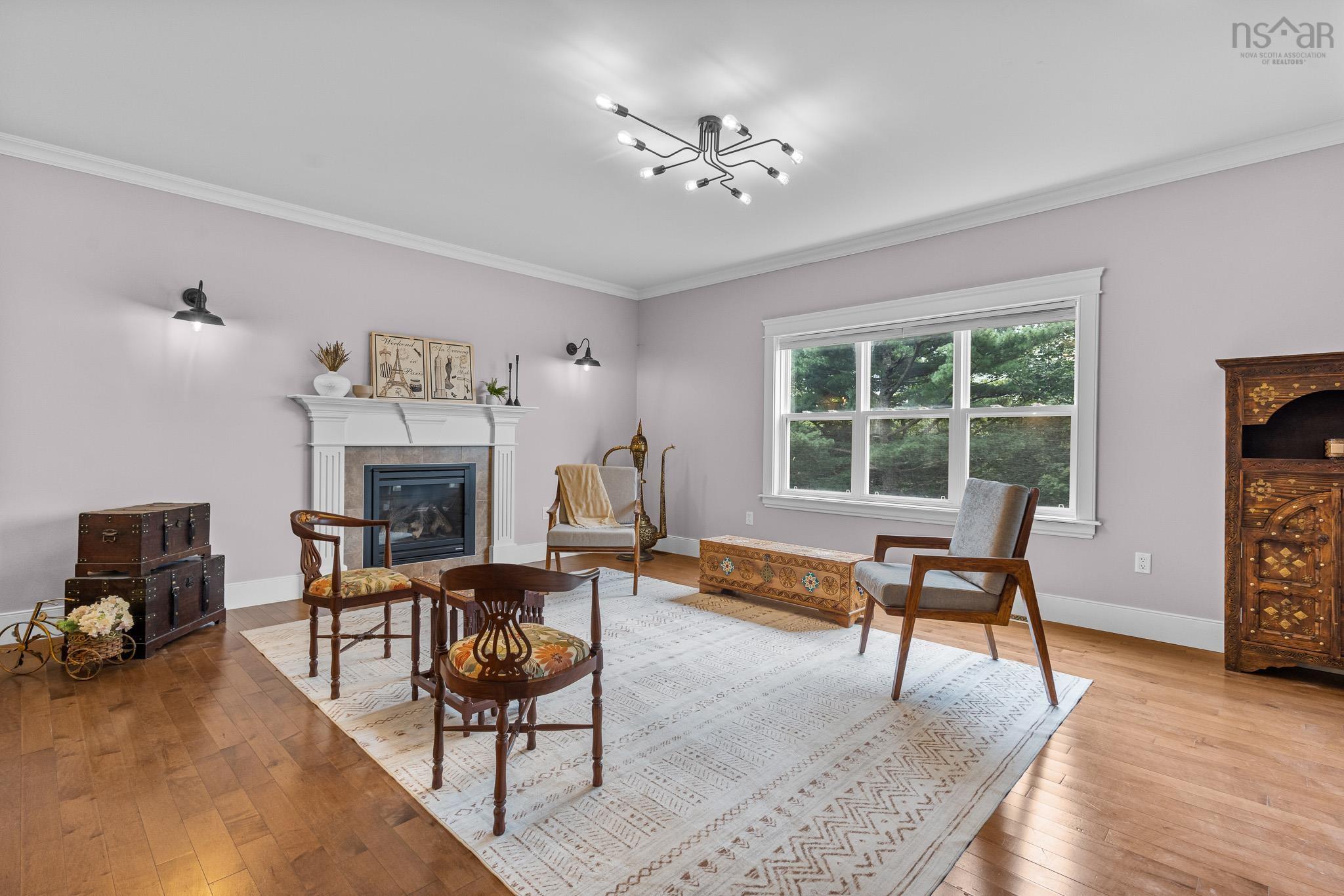 View image 8