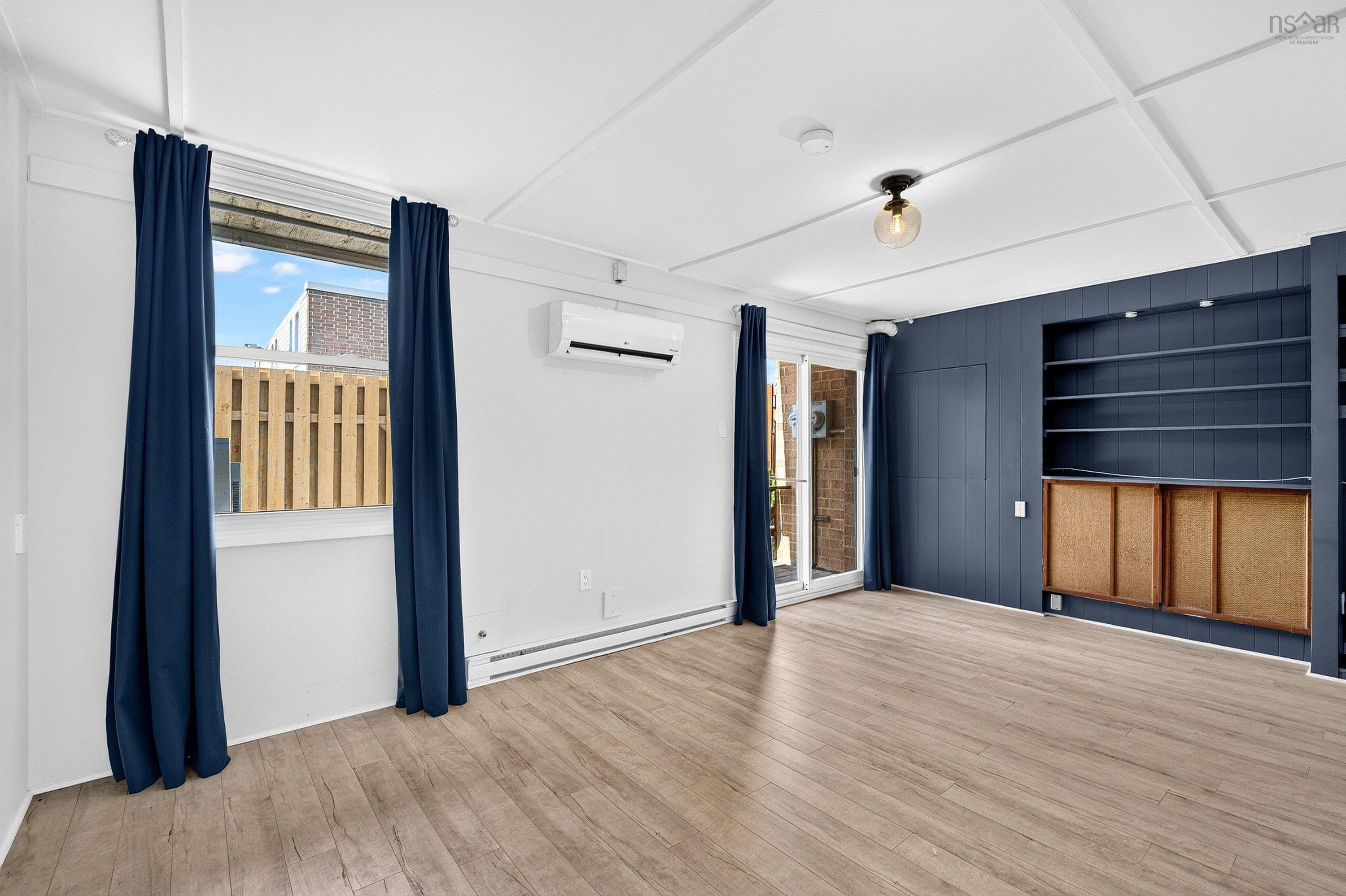 View image 17