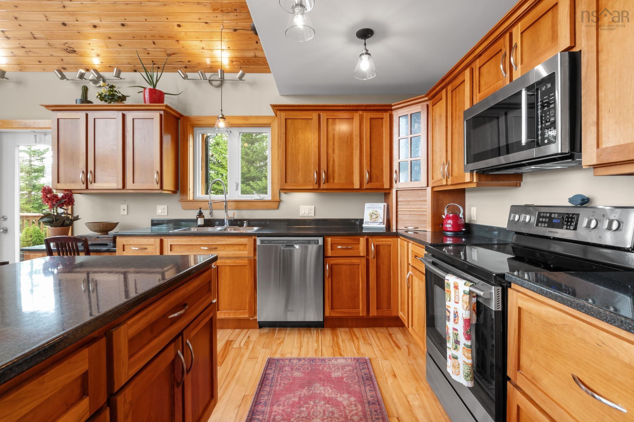 View image 17
