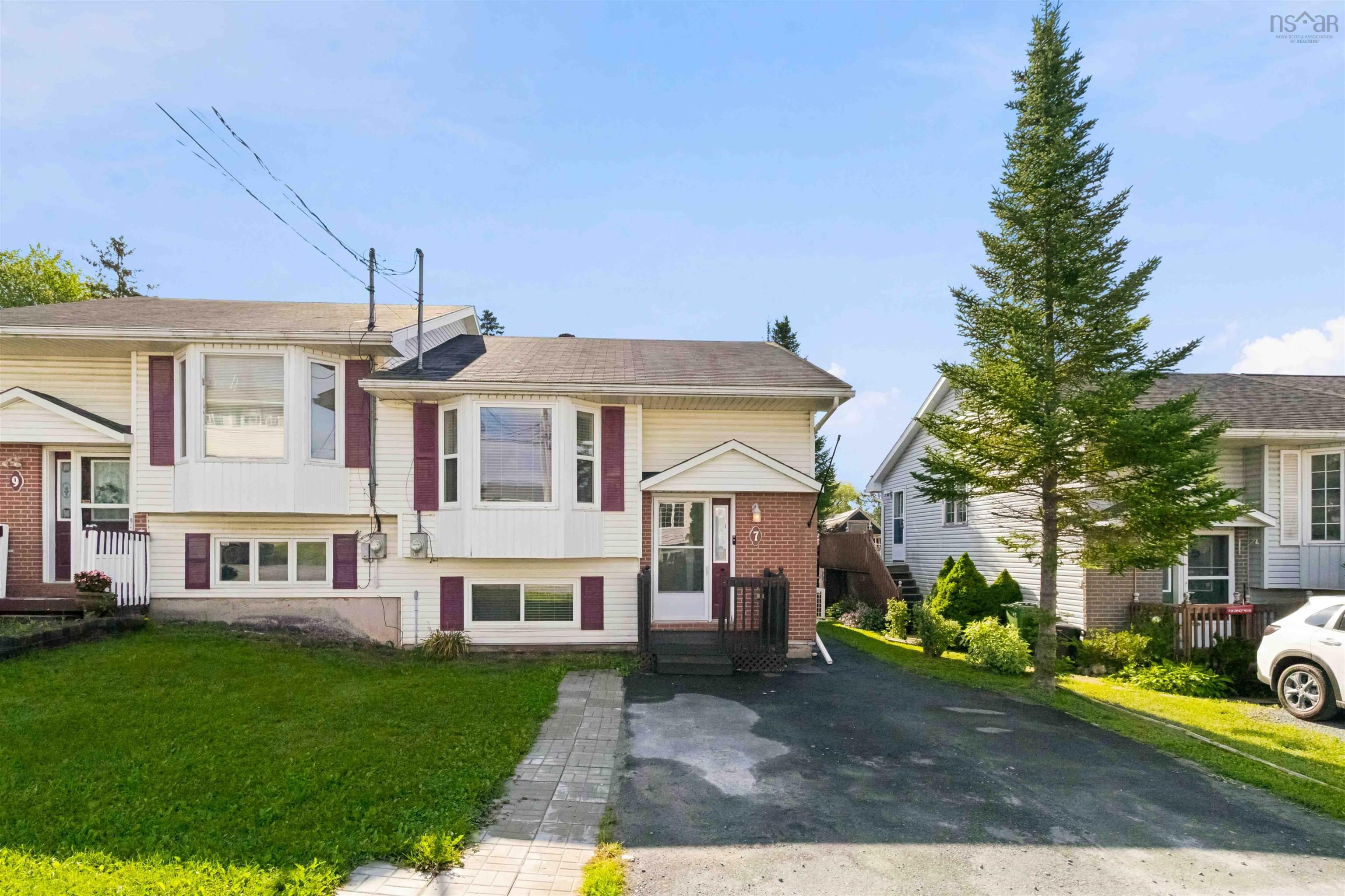 Thumbnail image for 7 Continental Lane MLS<sup>®</sup> 202621906