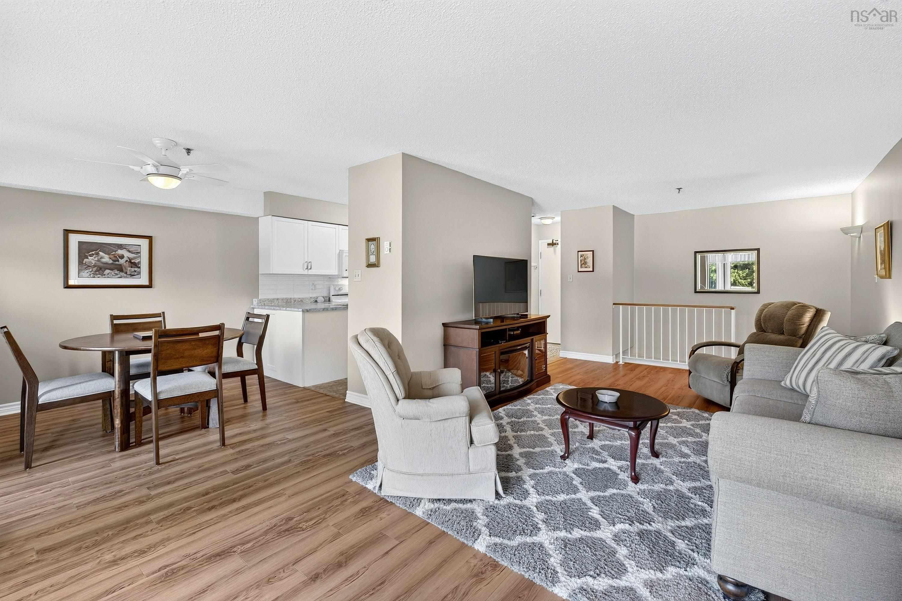 View image 12