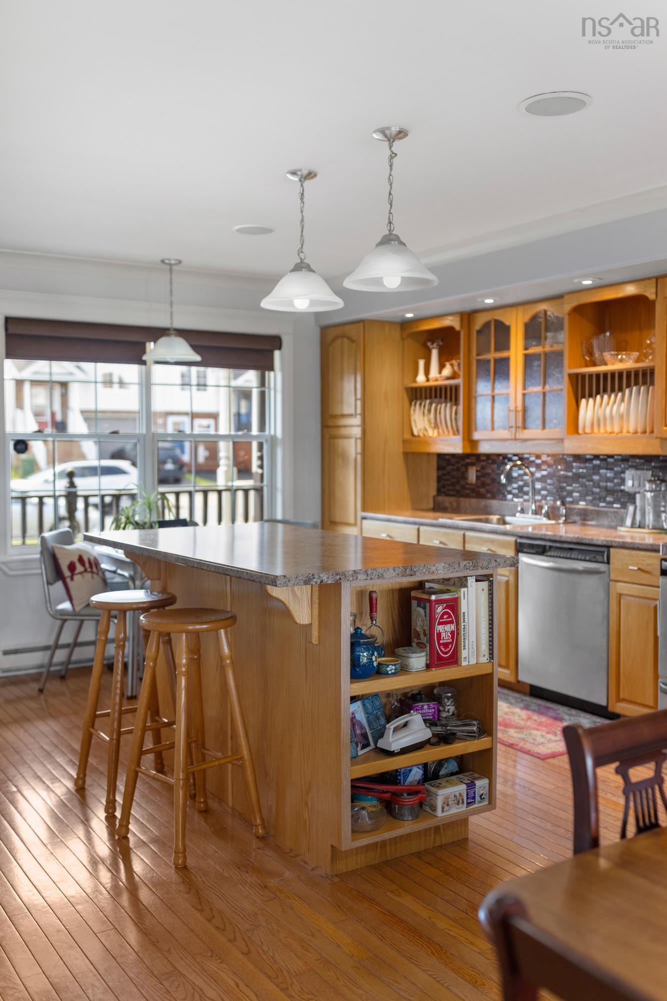 View image 11