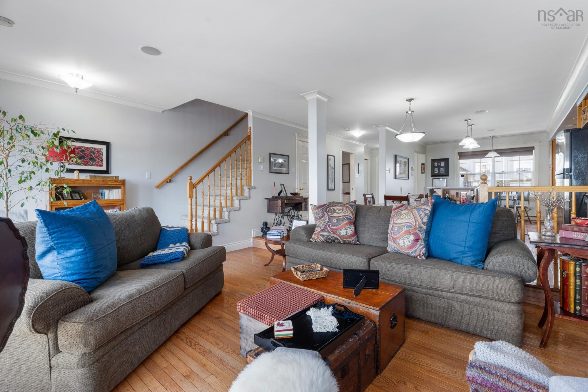 View image 17