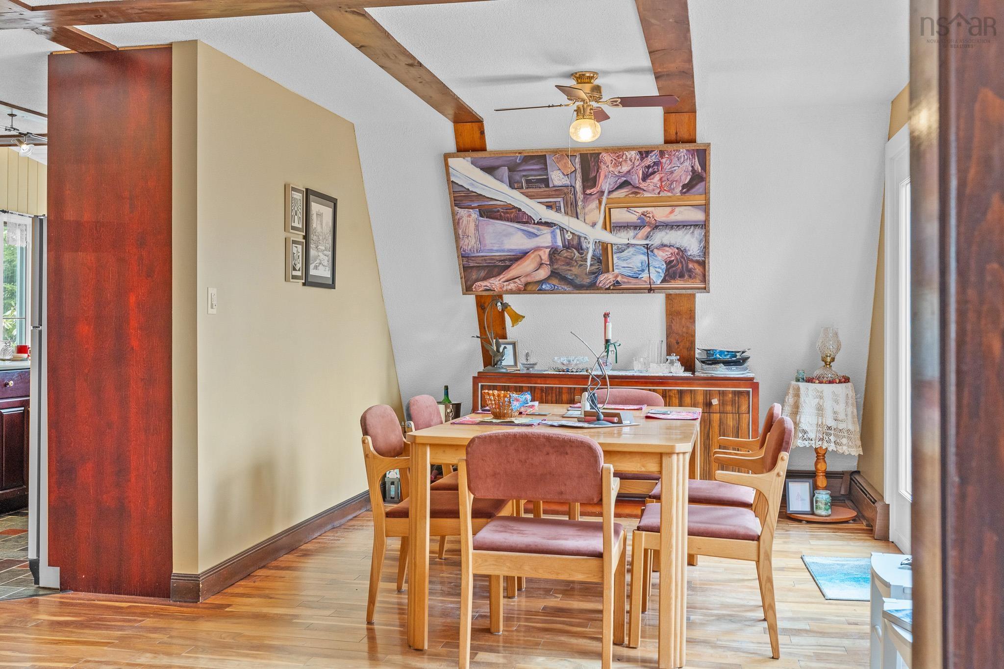 View image 17
