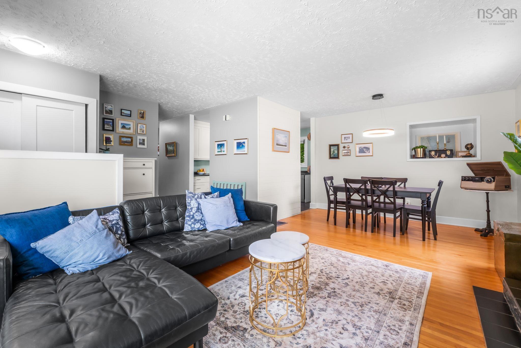 View image 8