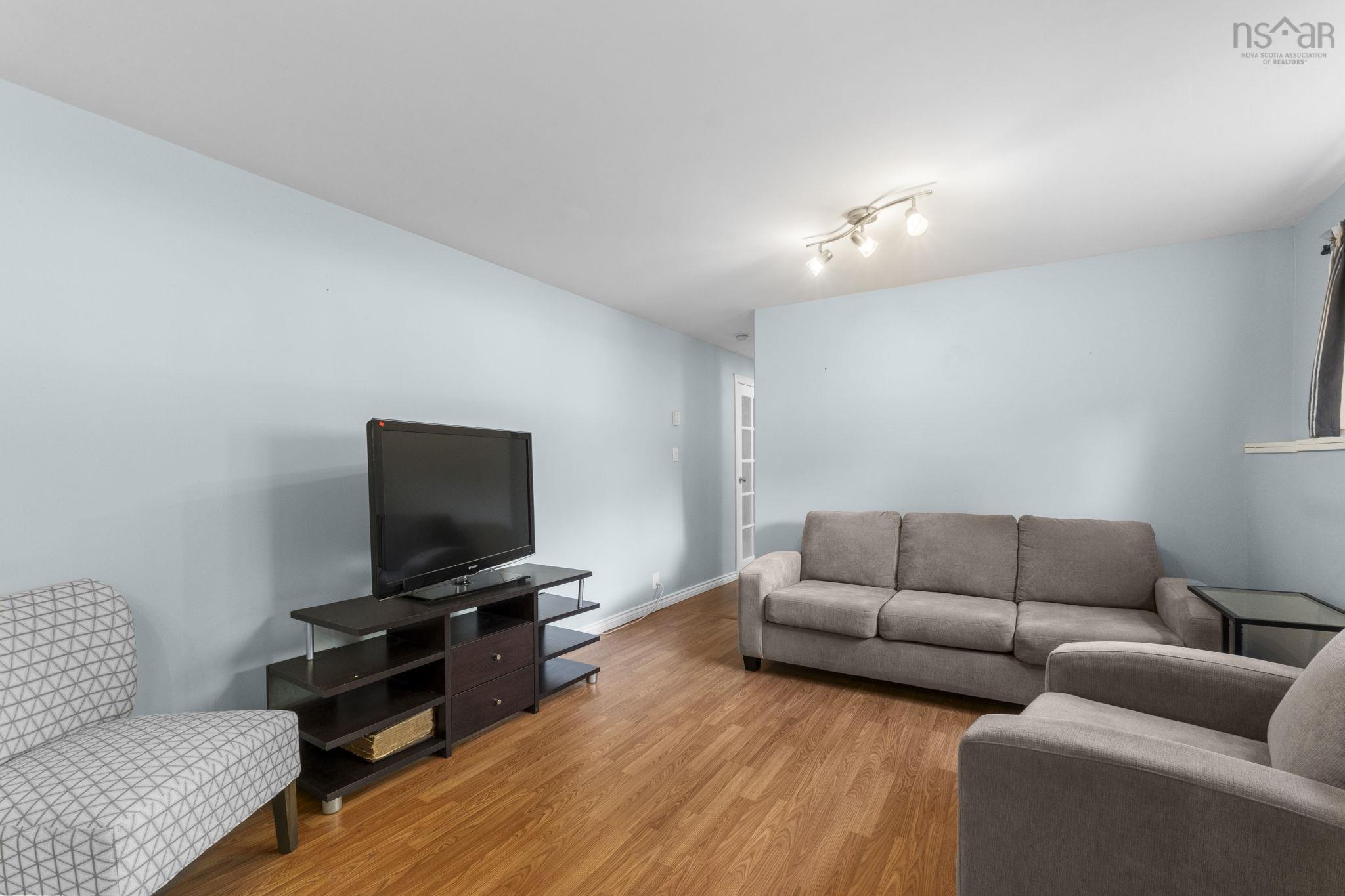 View image 25