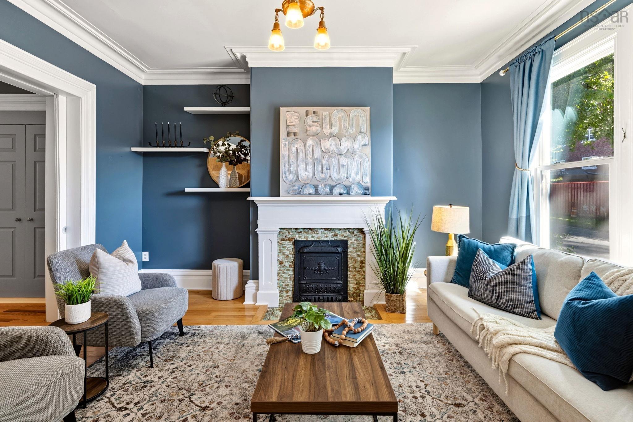 Thumbnail image for 1038 Lucknow Street MLS<sup>®</sup> 202622085