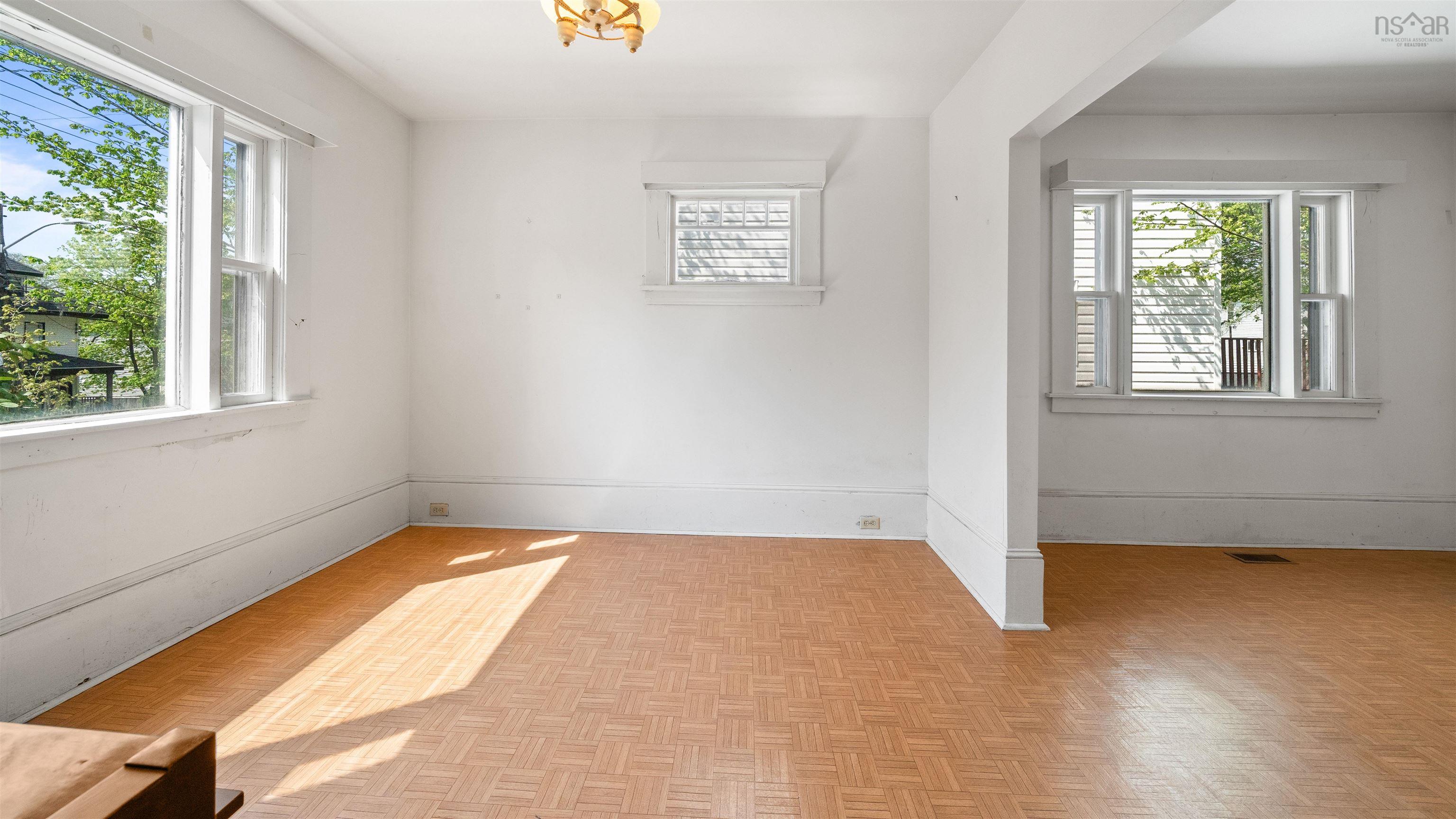 View image 12