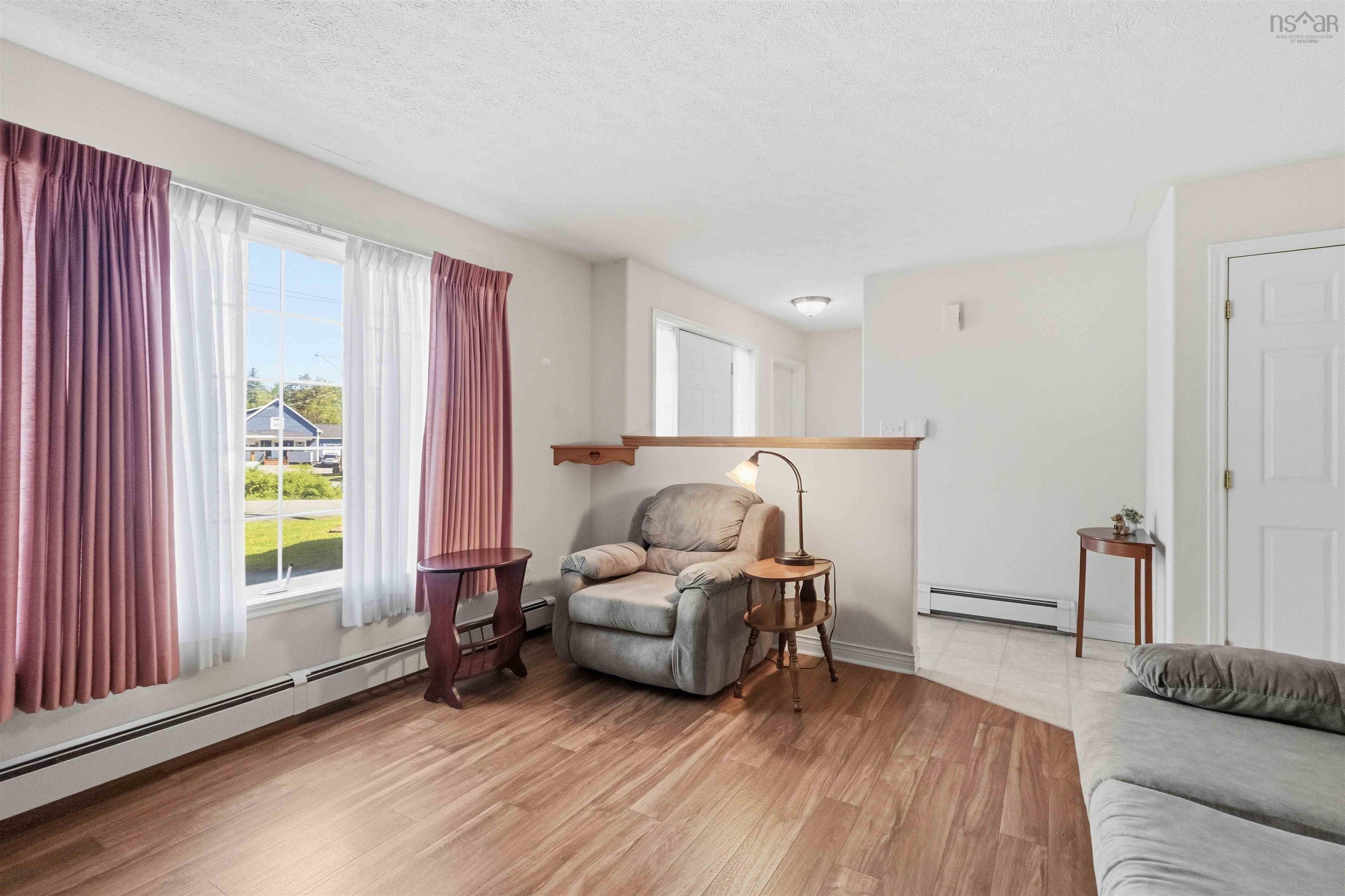 View image 11