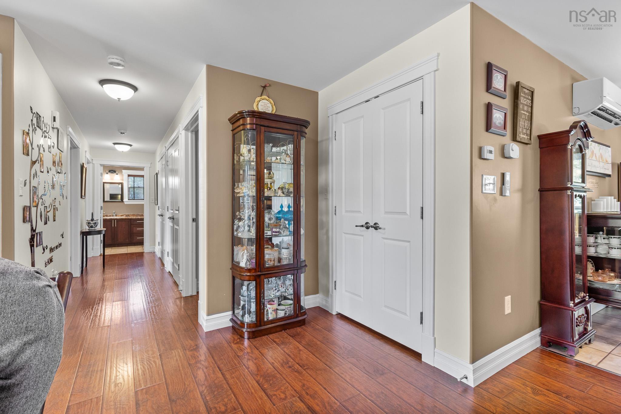 View image 16
