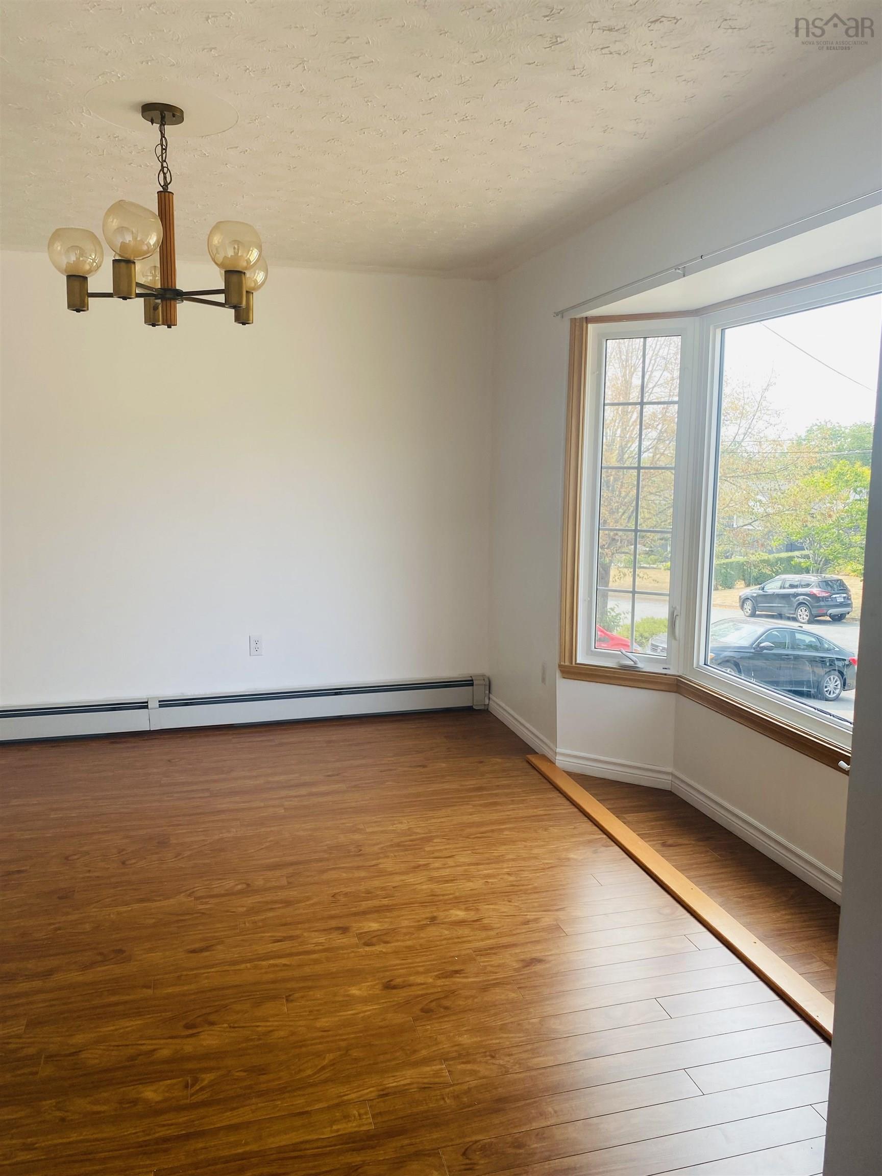 View image 8