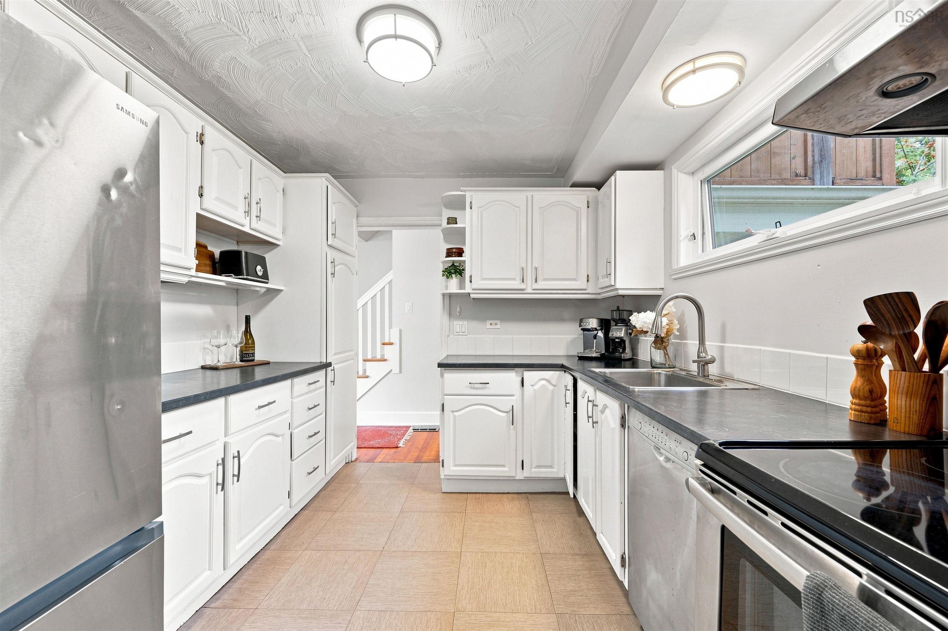 View image 10