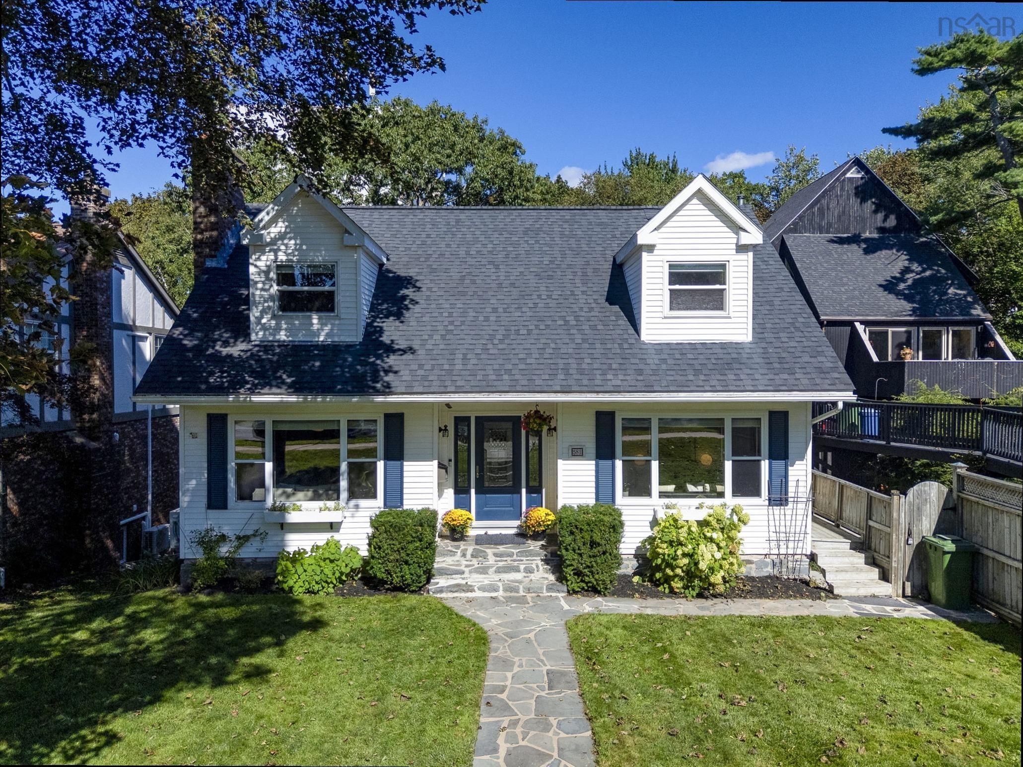 Thumbnail image for 581 Young Avenue MLS<sup>®</sup> 202622193