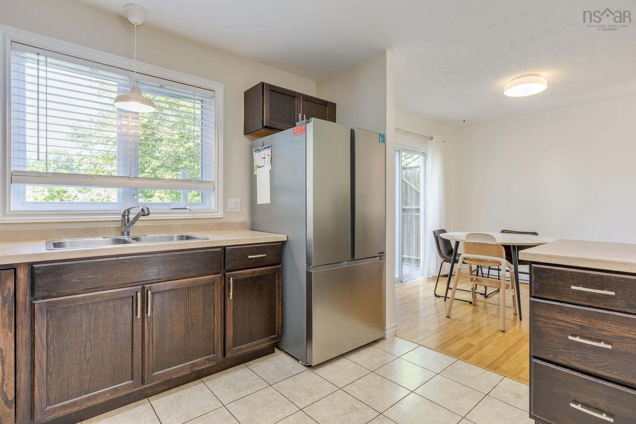 View image 11