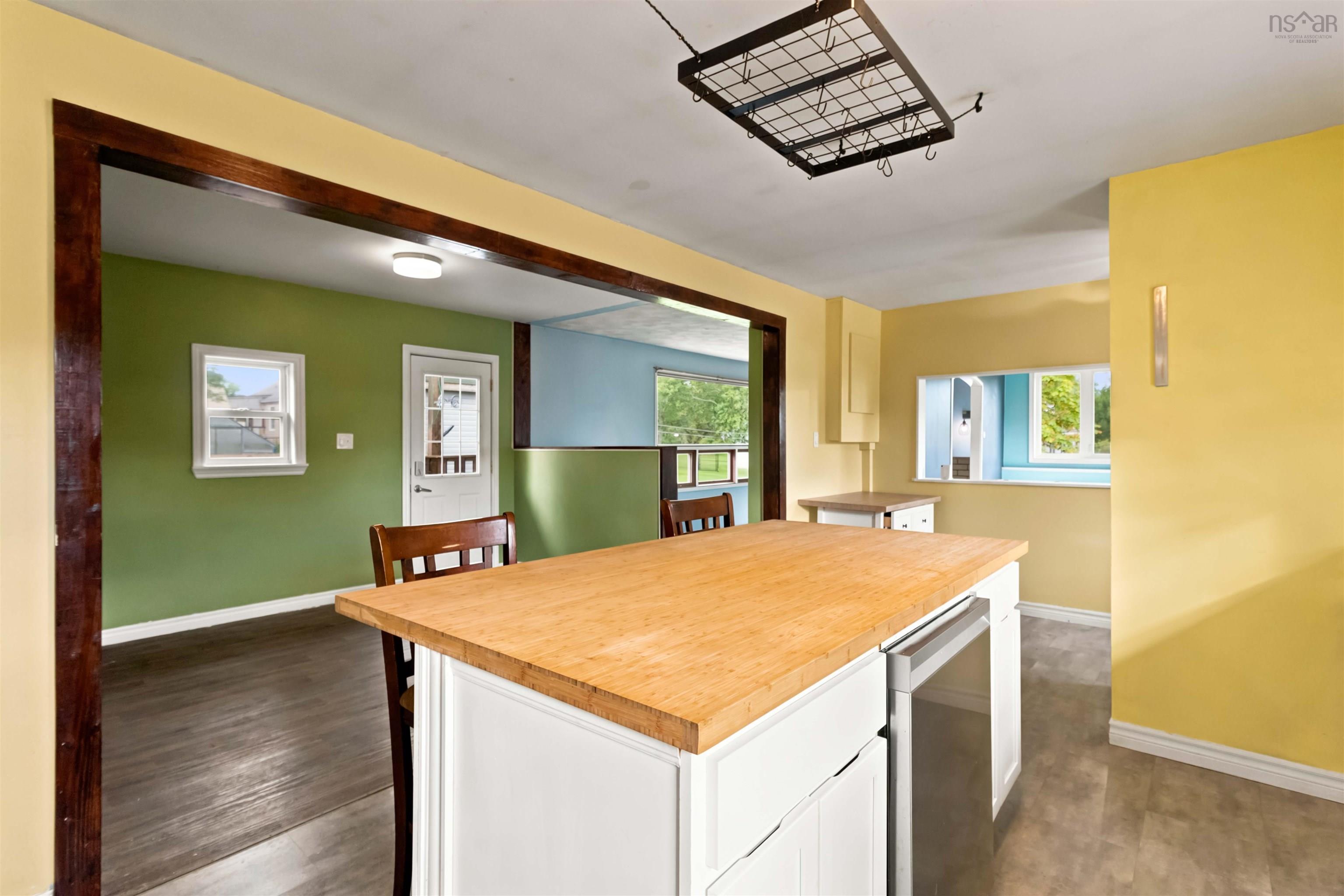 View image 8