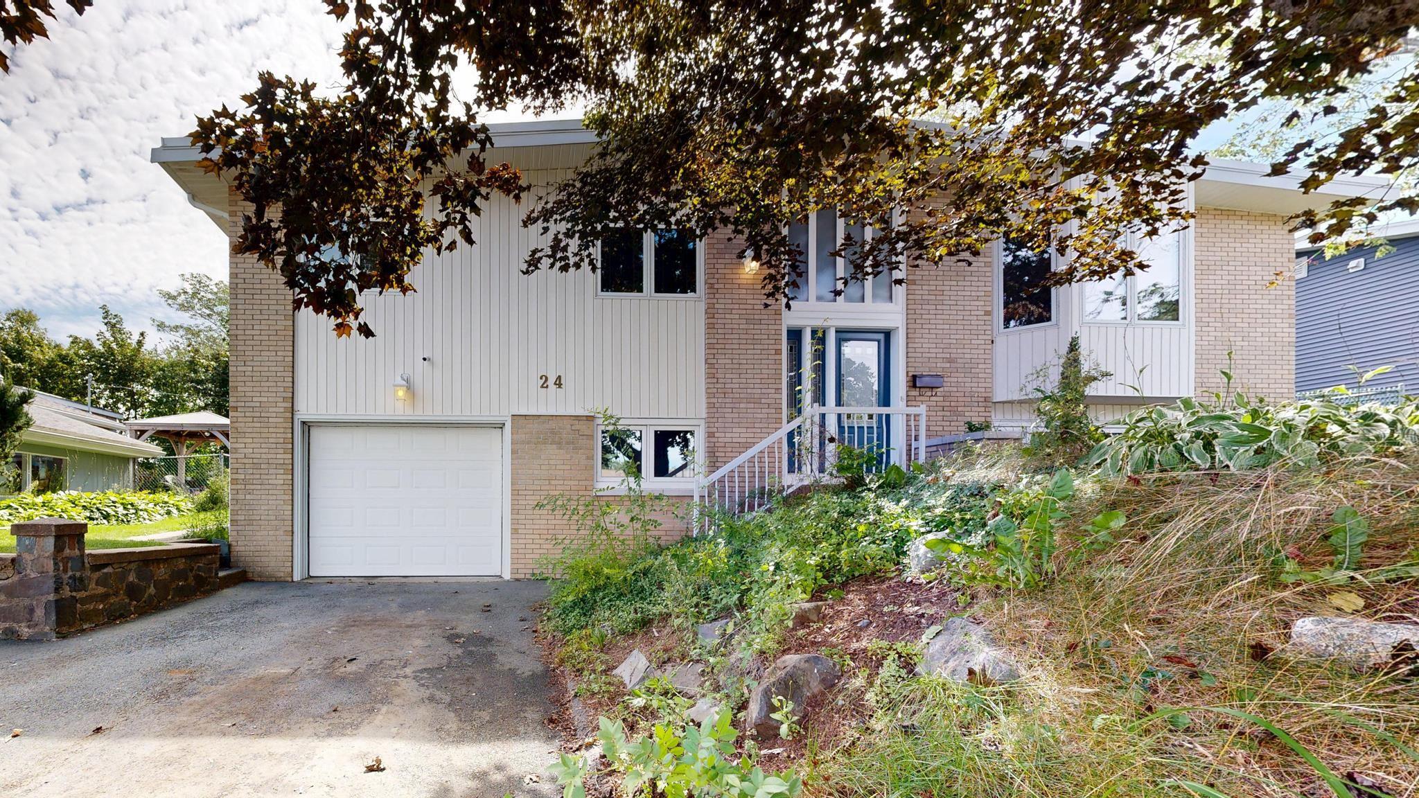 Thumbnail image for 24 Deepwood     Clayton Park Crescent MLS<sup>®</sup> 202622315