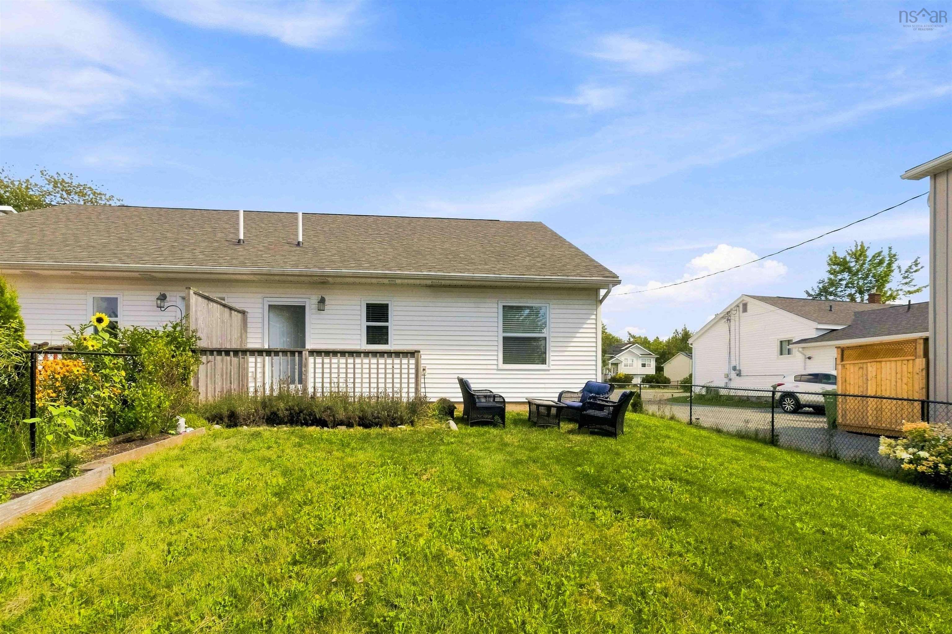 View image 16