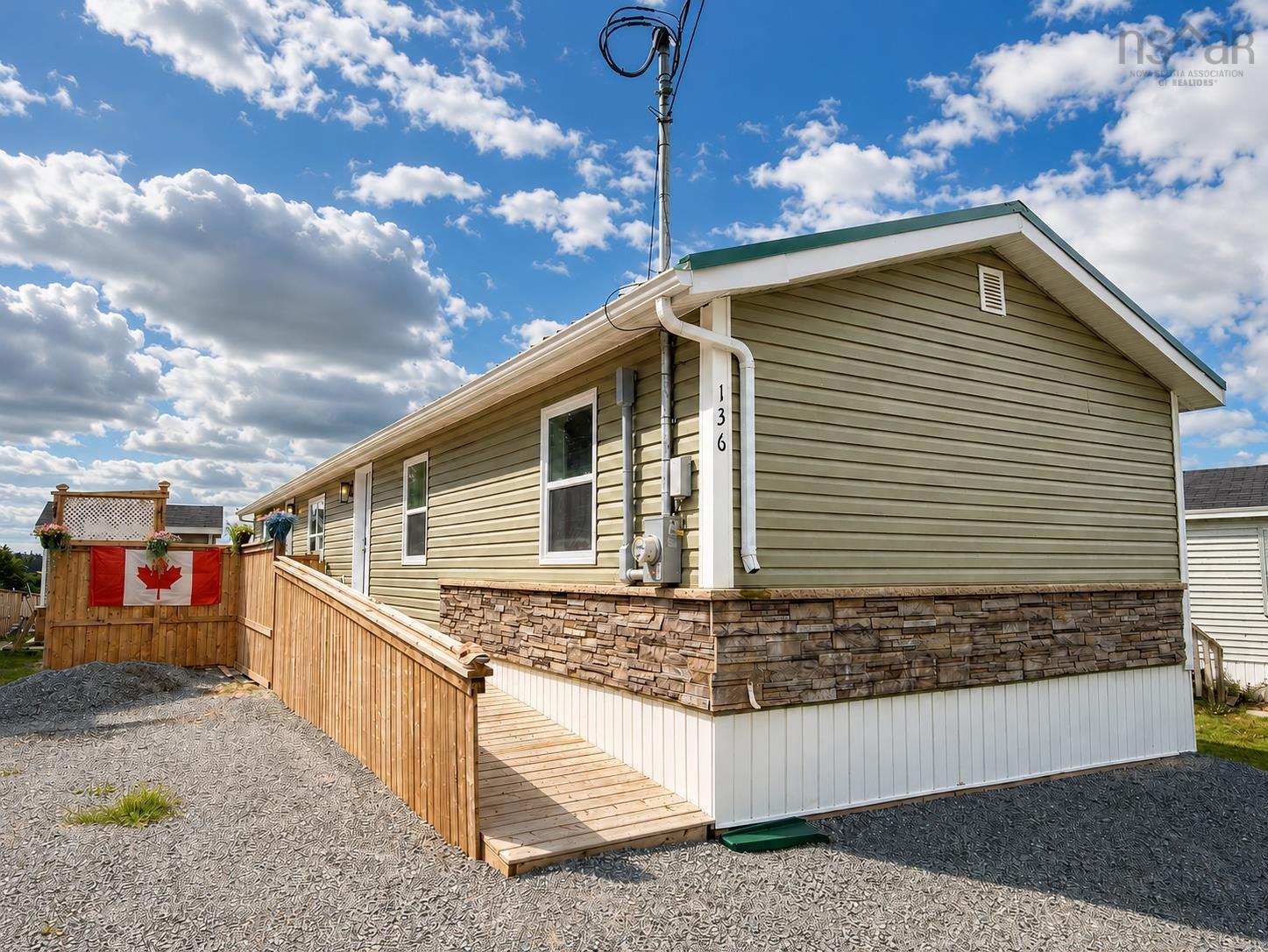 Thumbnail image for 136 Hilltop Drive MLS<sup>®</sup> 202622341