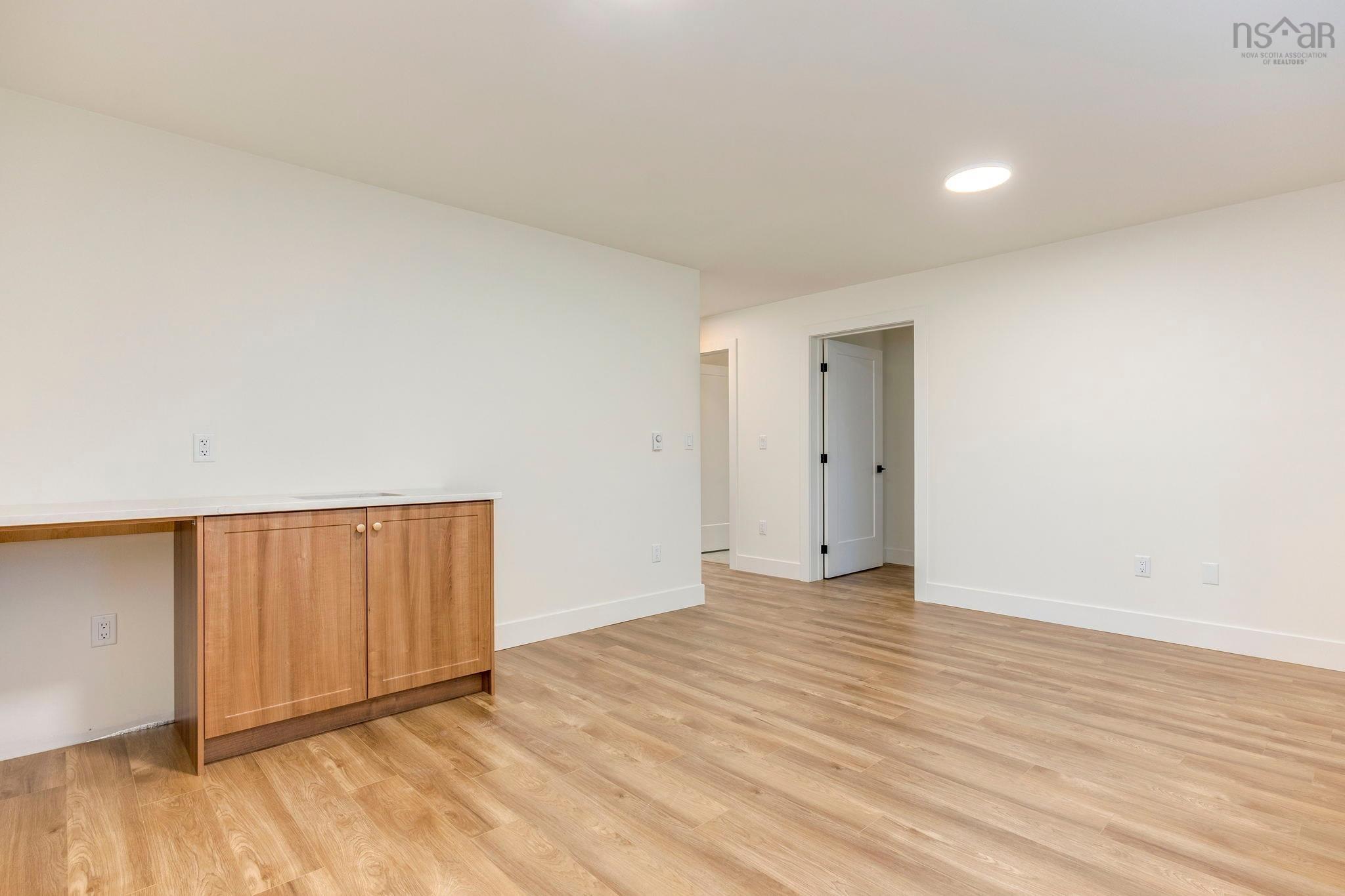 View image 12