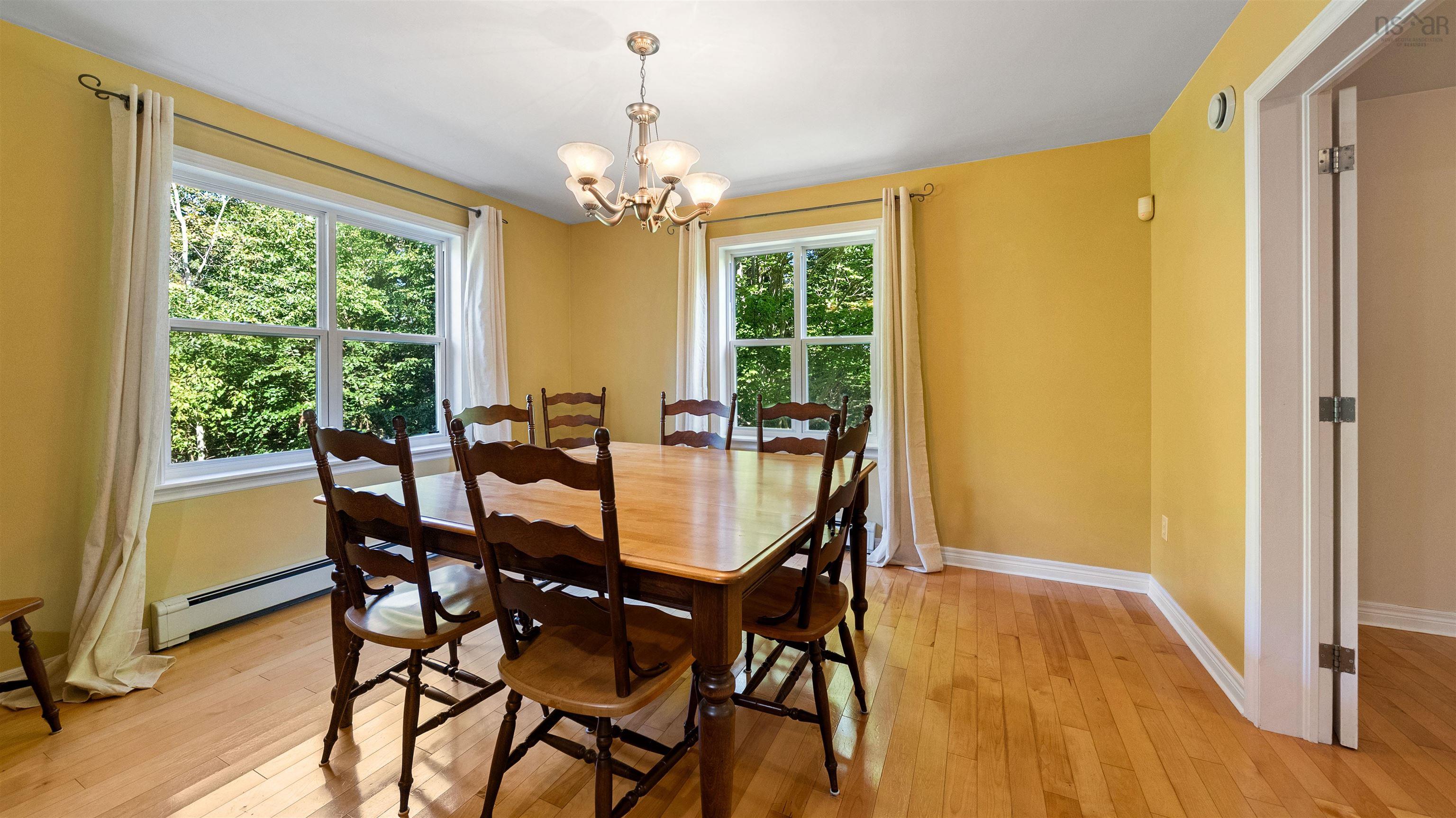 View image 18