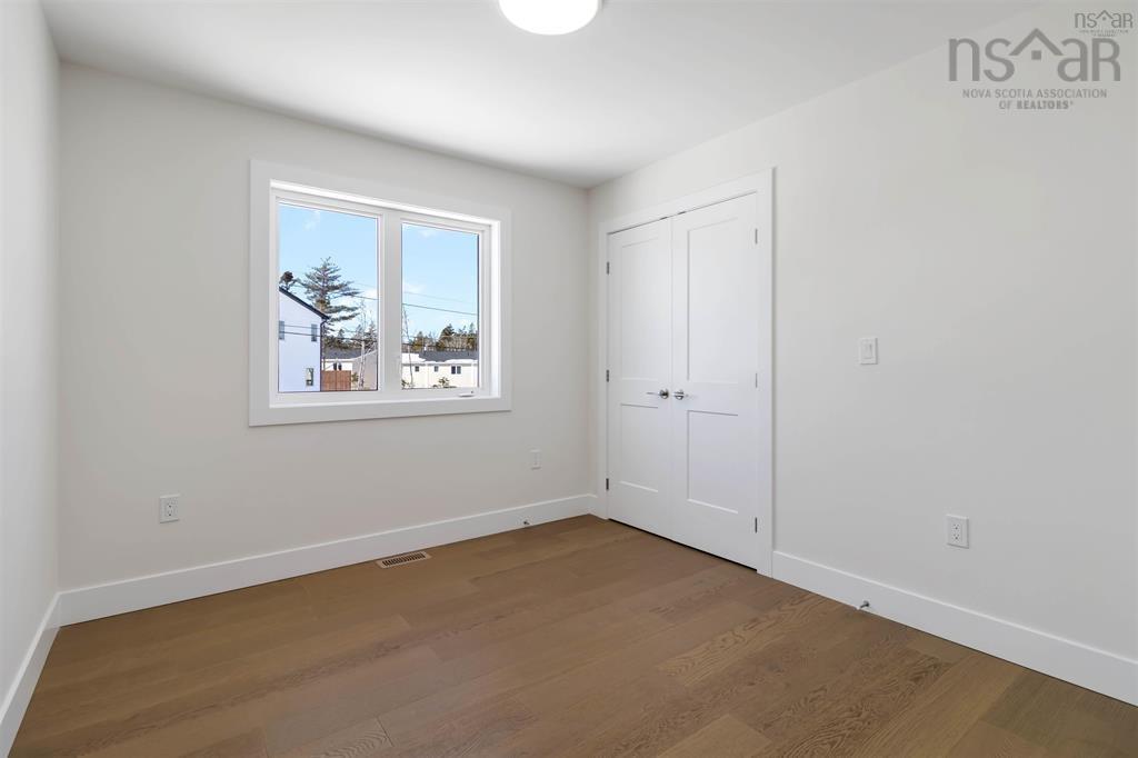 View image 18