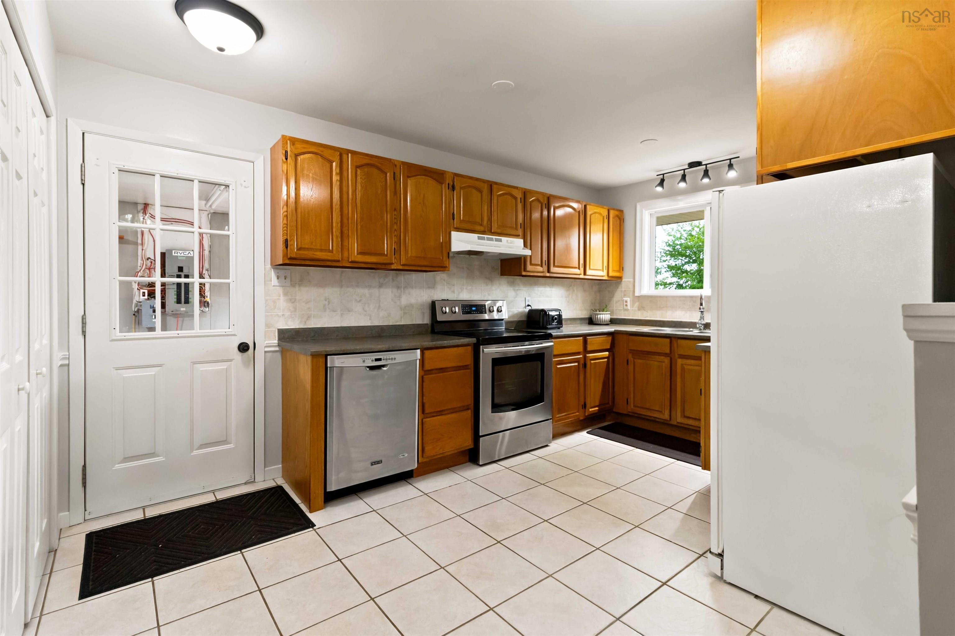 View image 12