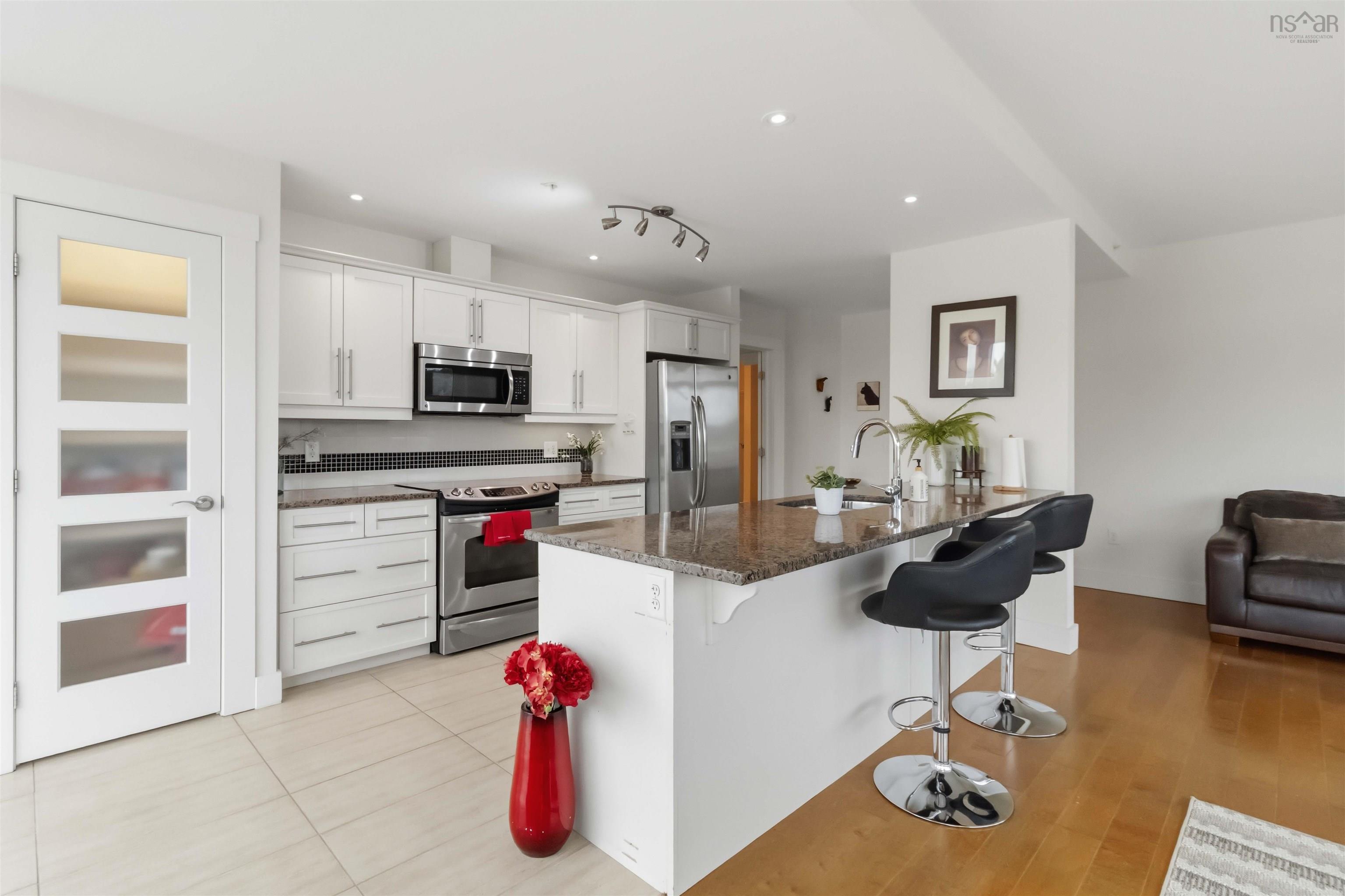 View image 12