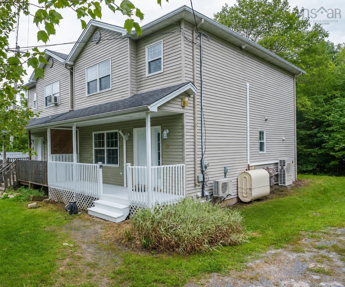Thumbnail image for 12 Maplewood Drive MLS<sup>®</sup> 202622478