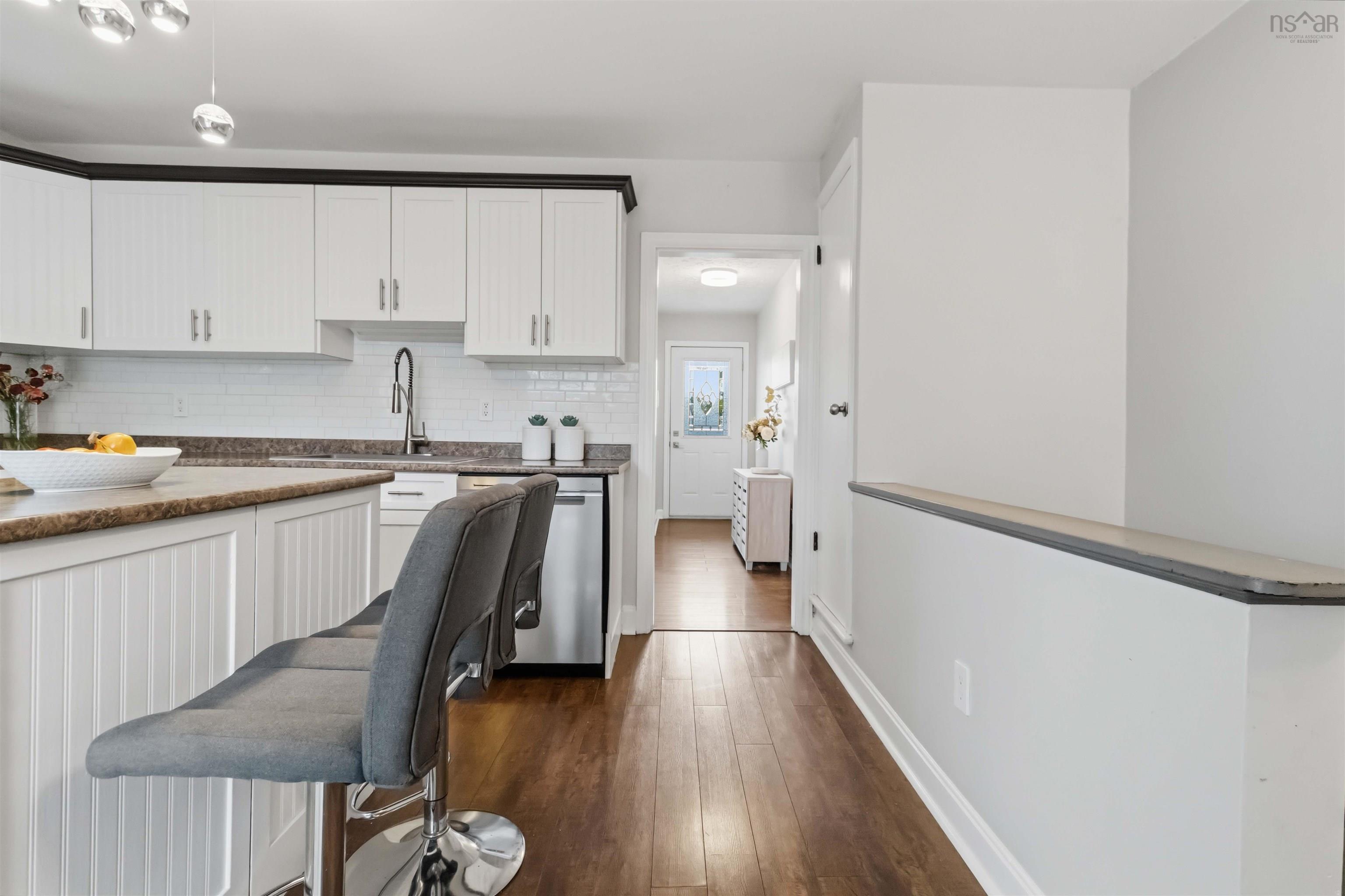 View image 17