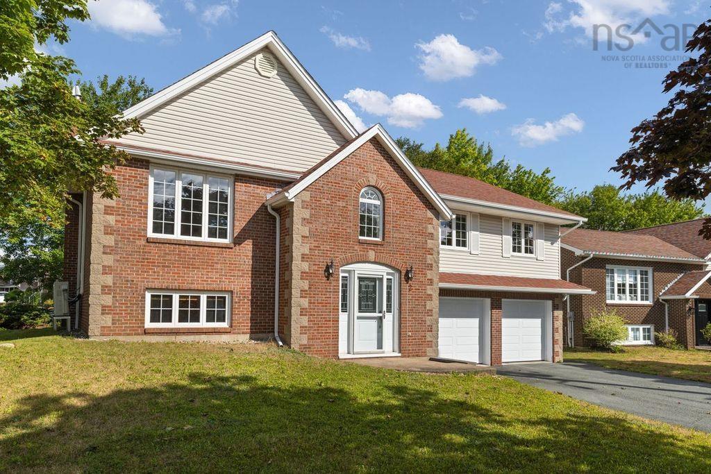 Thumbnail image for 2 Huxley Close MLS<sup>®</sup> 202622541
