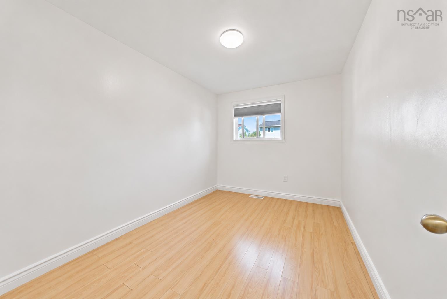 View image 17