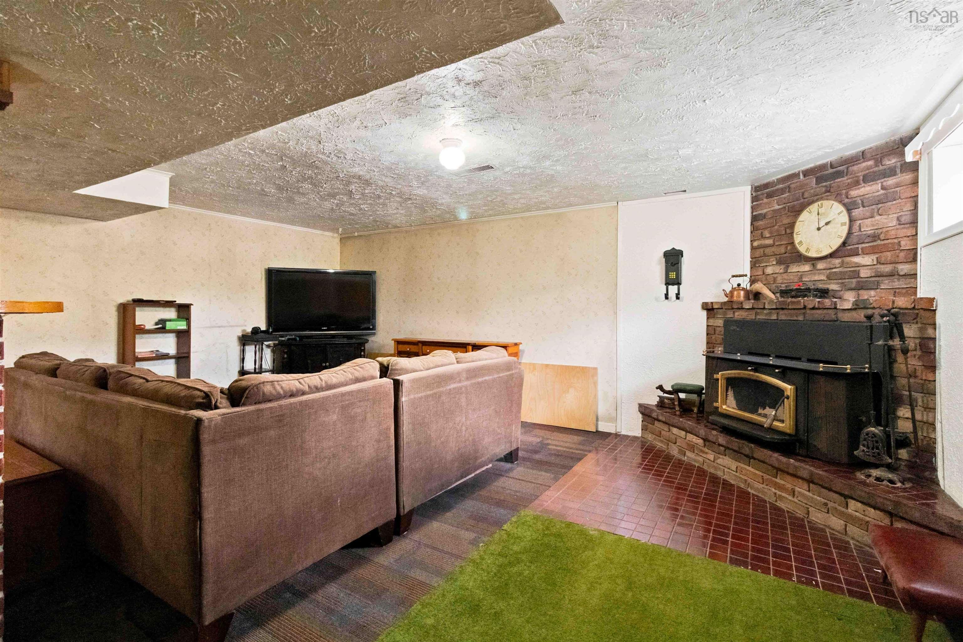 View image 25