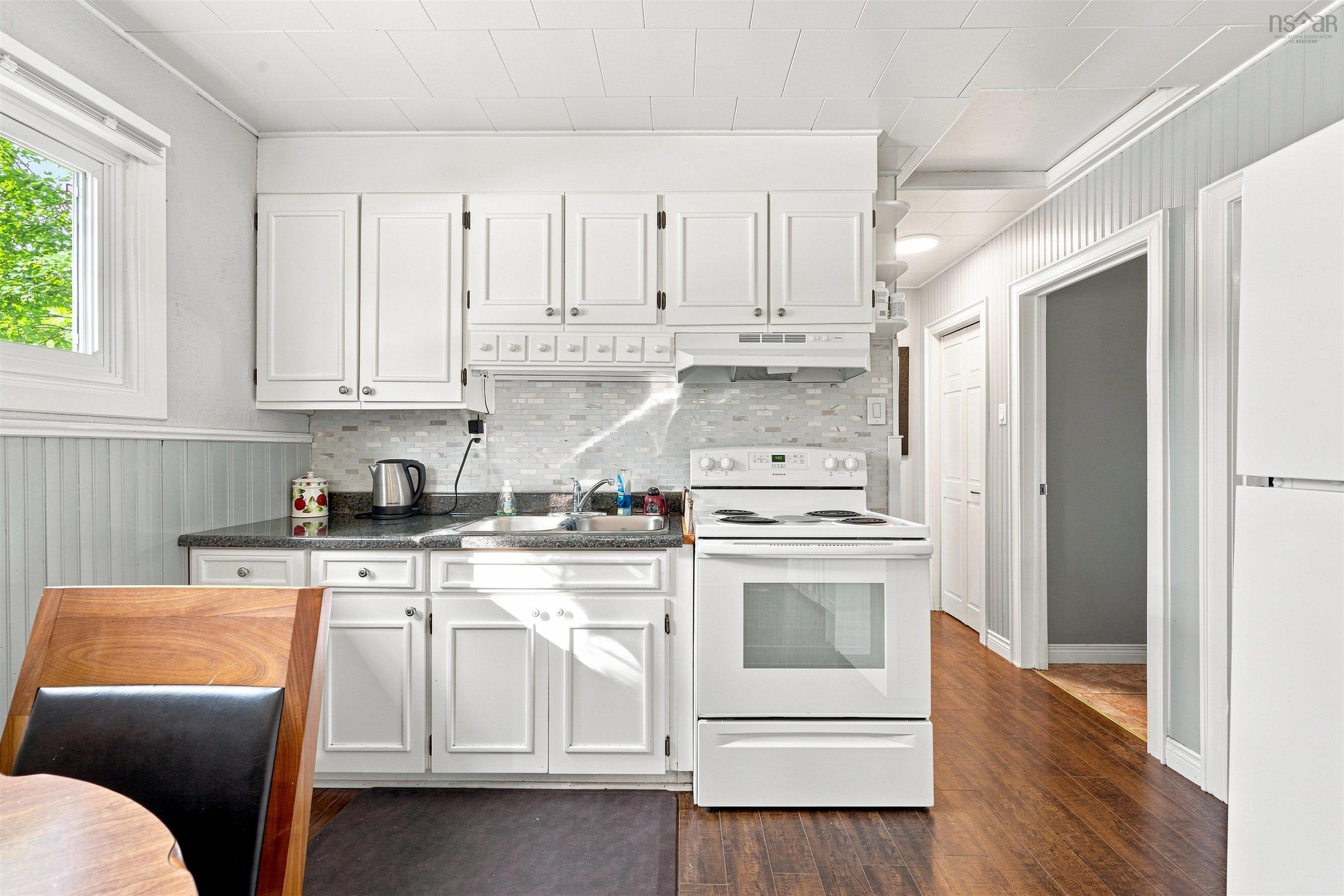View image 13