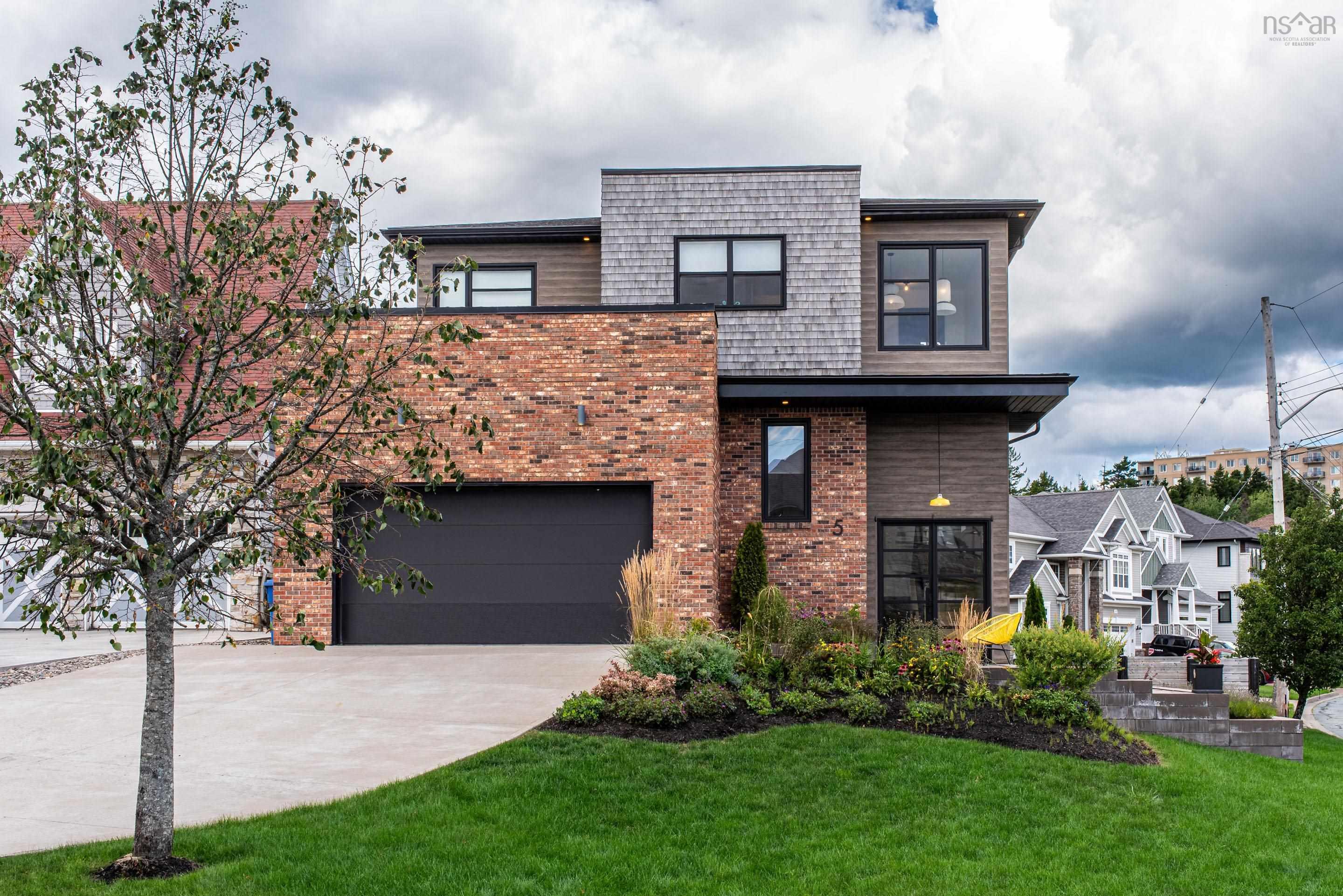 Thumbnail image for 5 Lauderdale Court MLS<sup>®</sup> 202622599