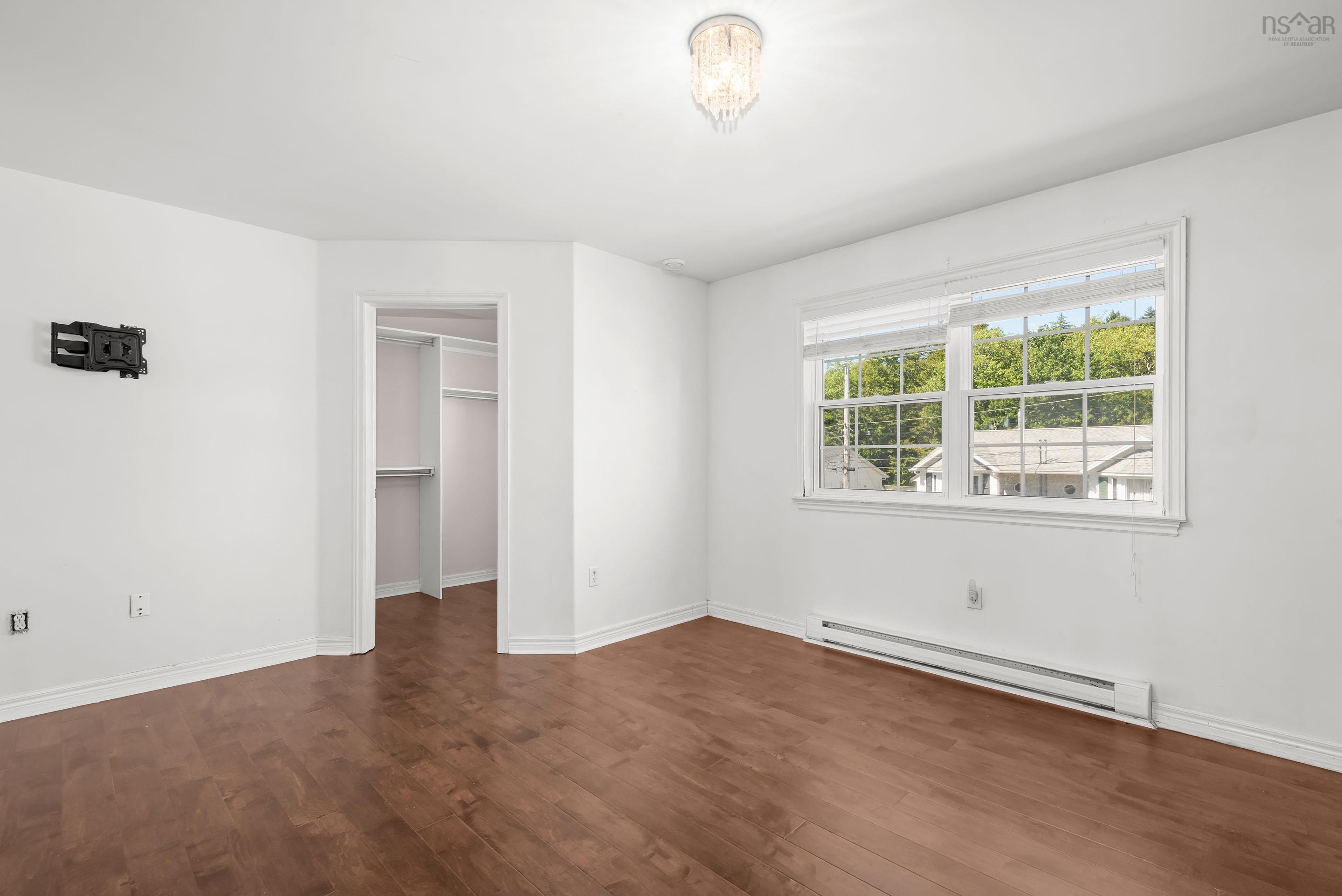 View image 18