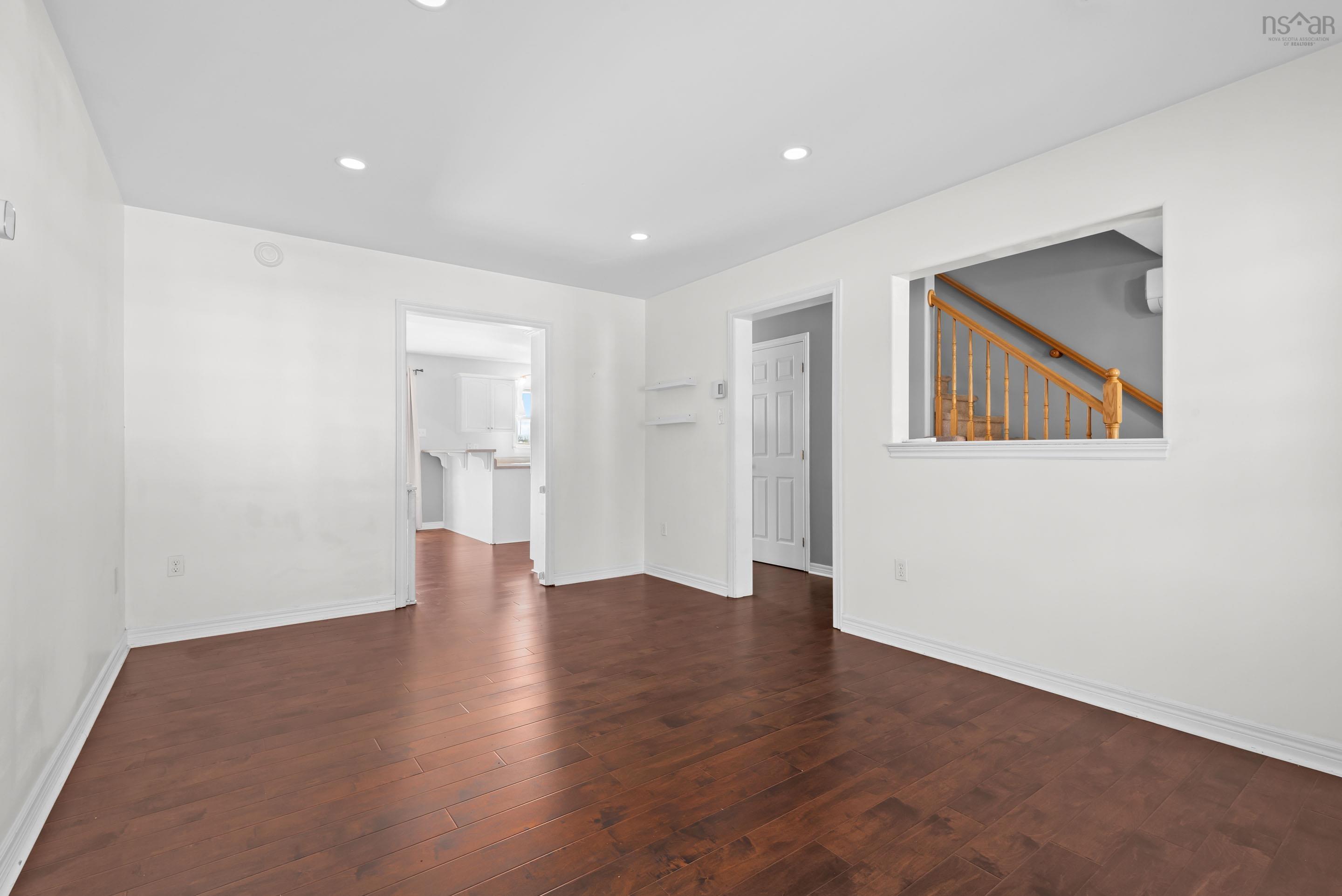 View image 9