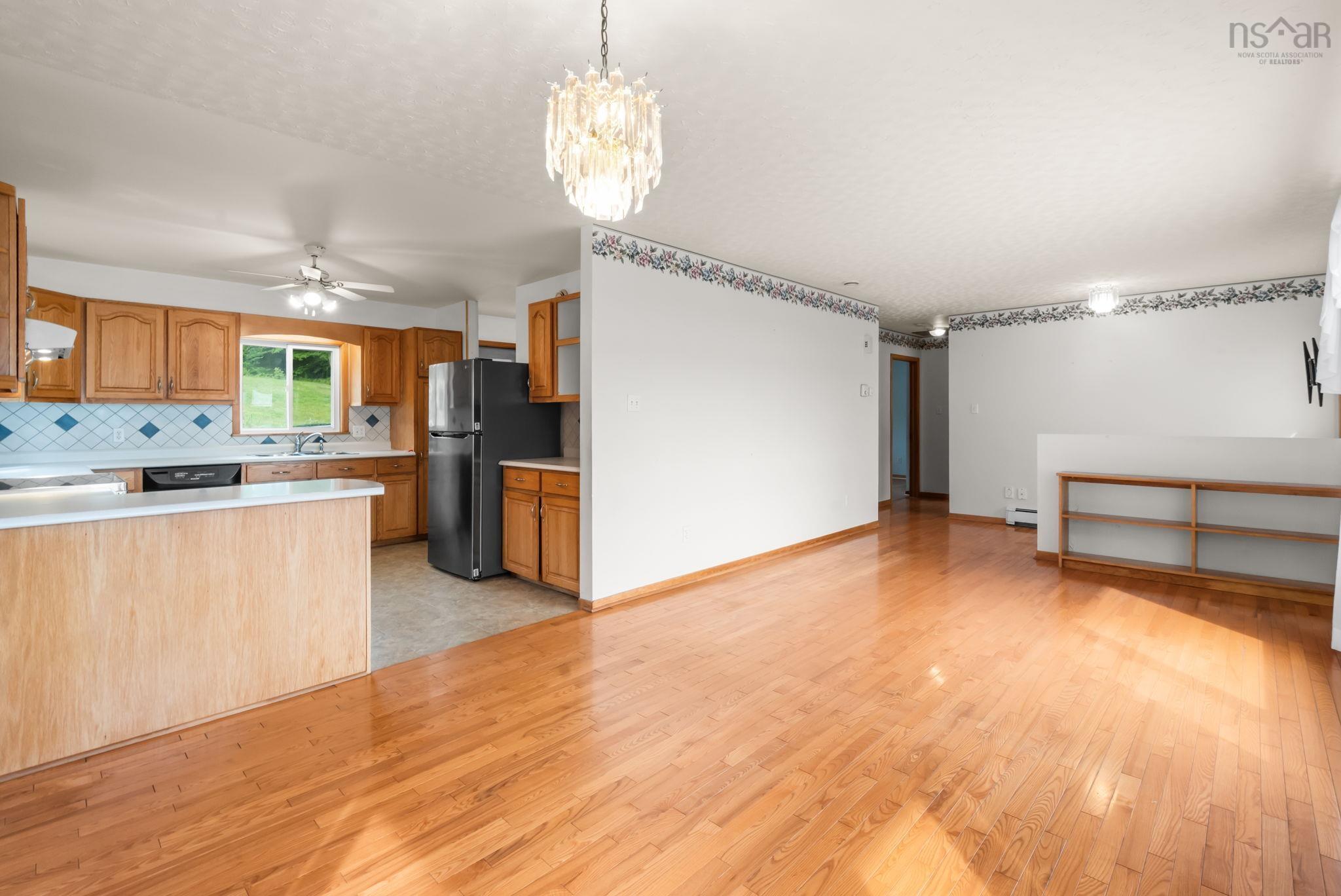 View image 8