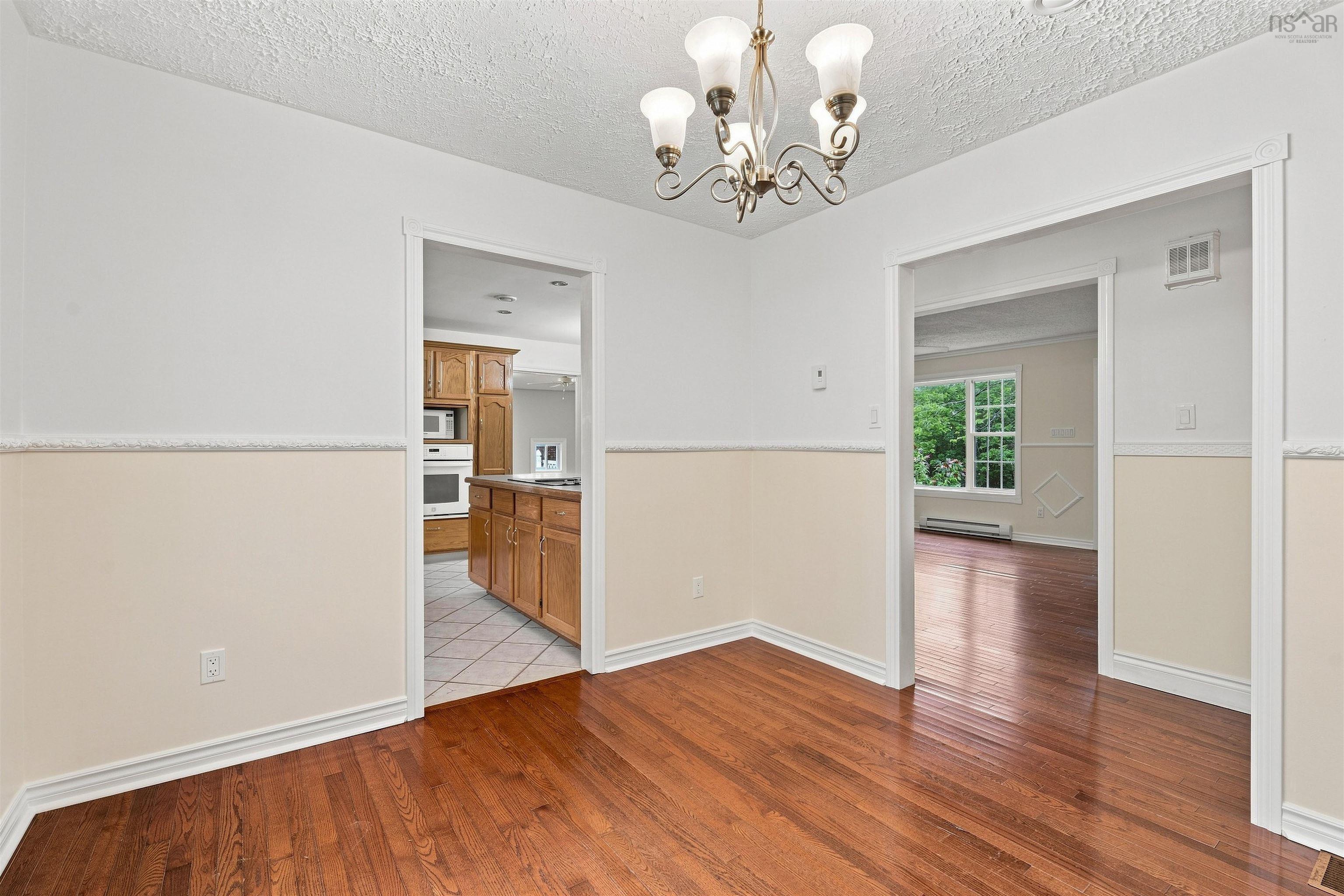 View image 12