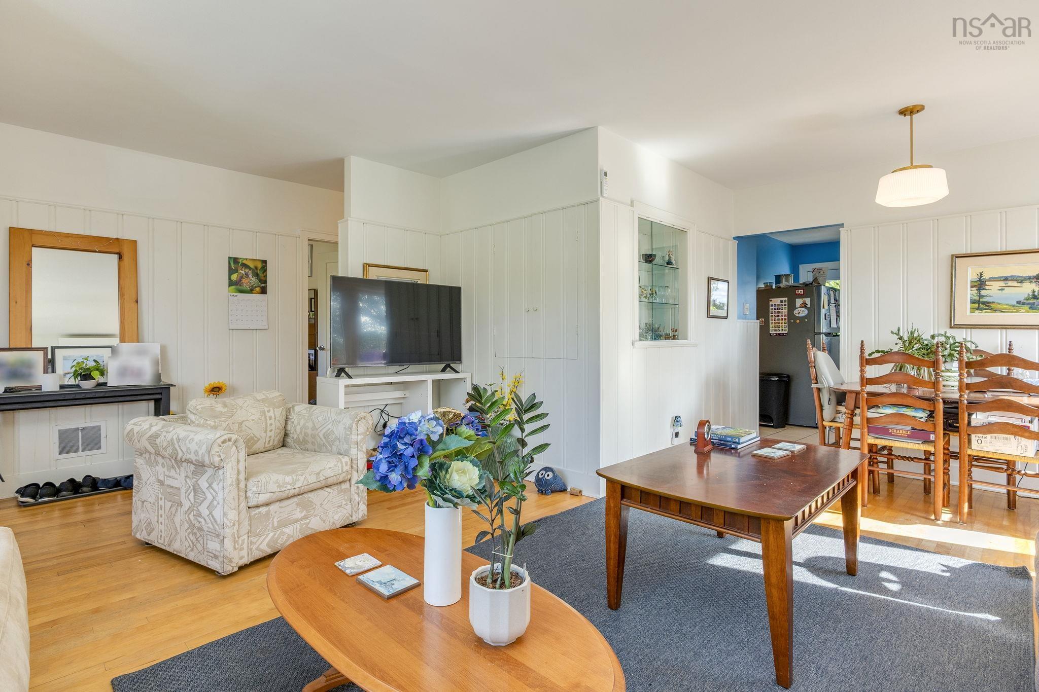 View image 10