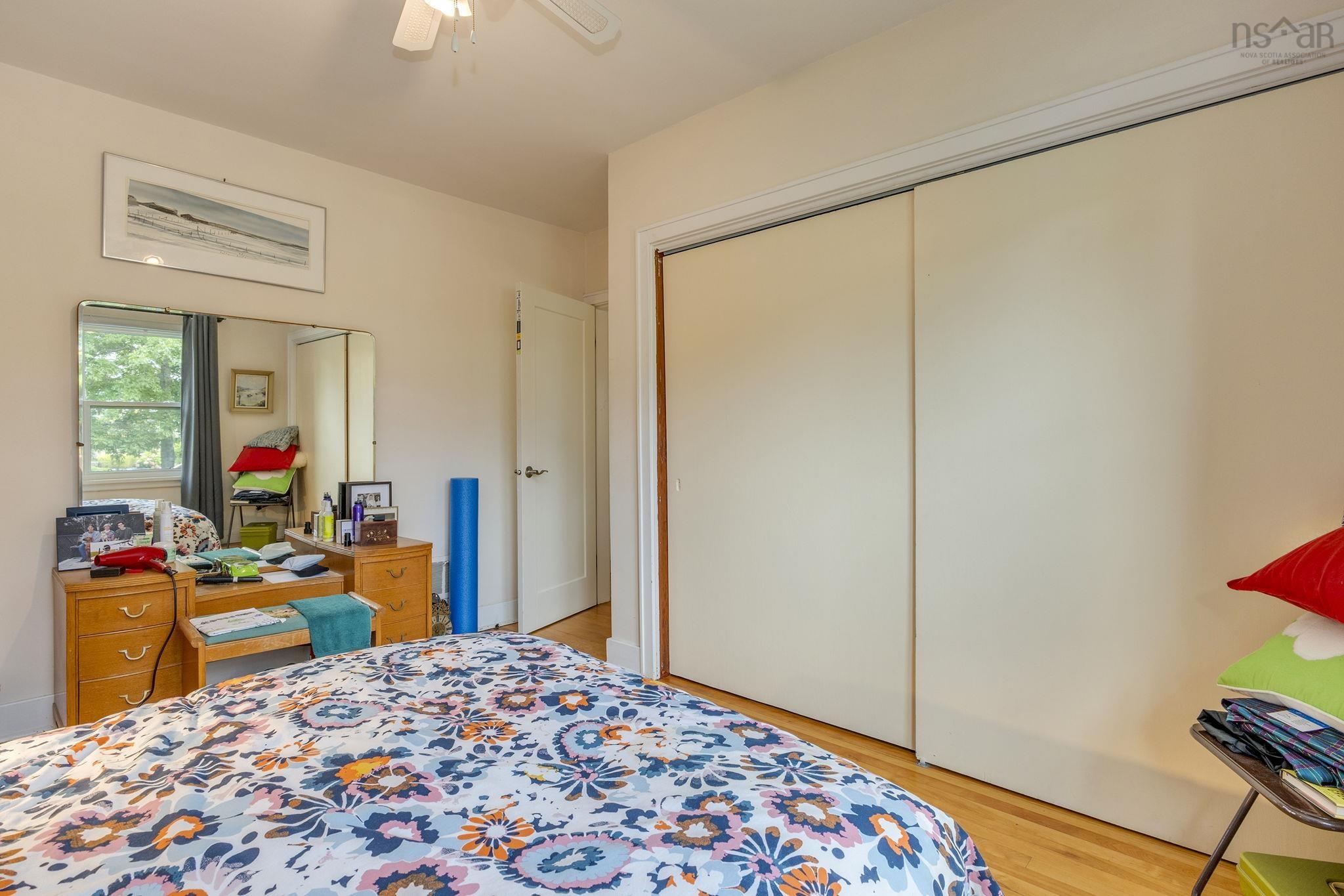 View image 21