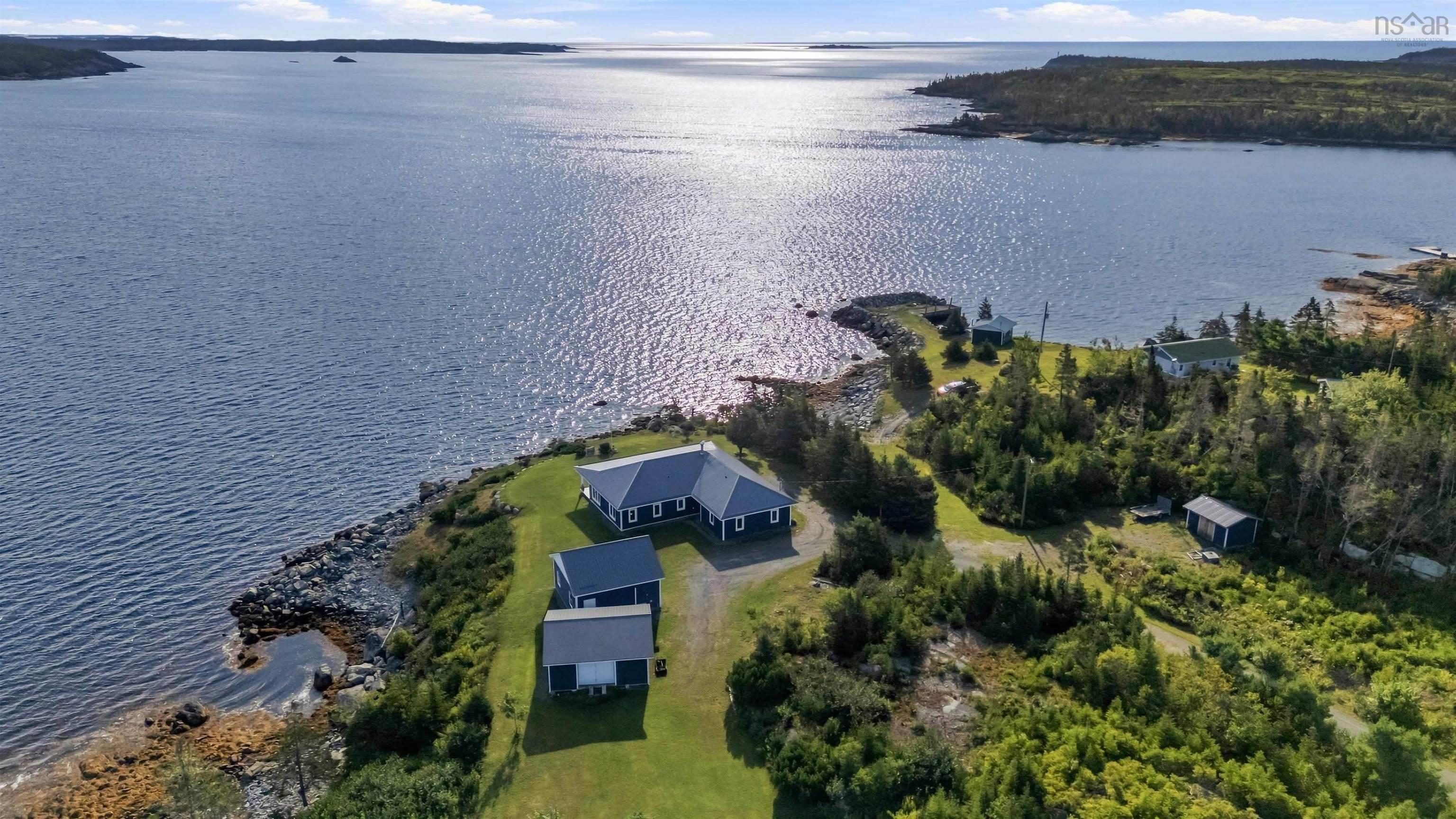 Thumbnail image for 201 Southwest Cove Road MLS<sup>®</sup> 202622721