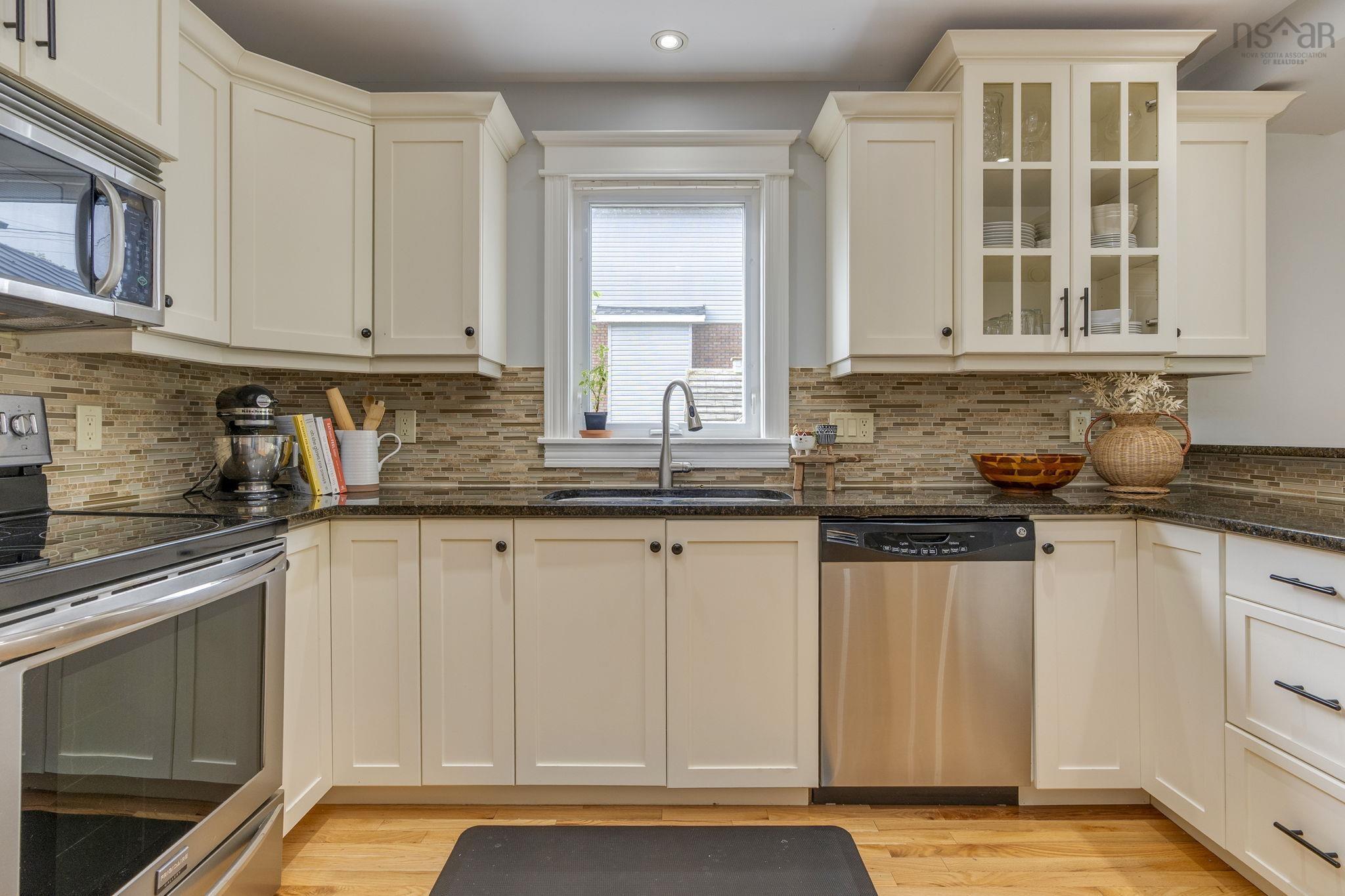 View image 17